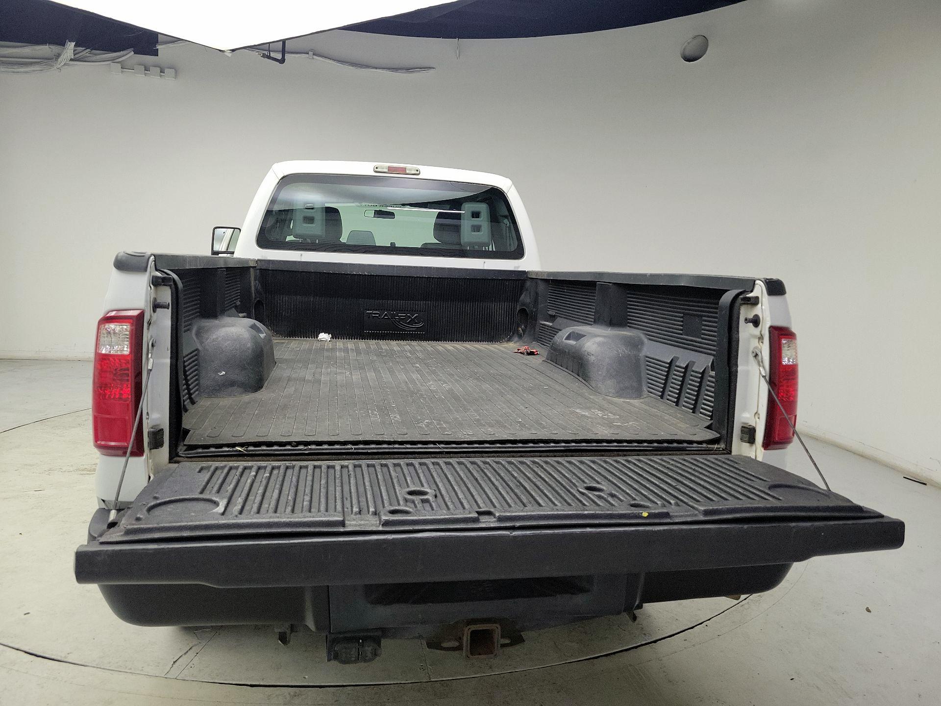 Thumbnail: 2016 Ford F-250 - 19
