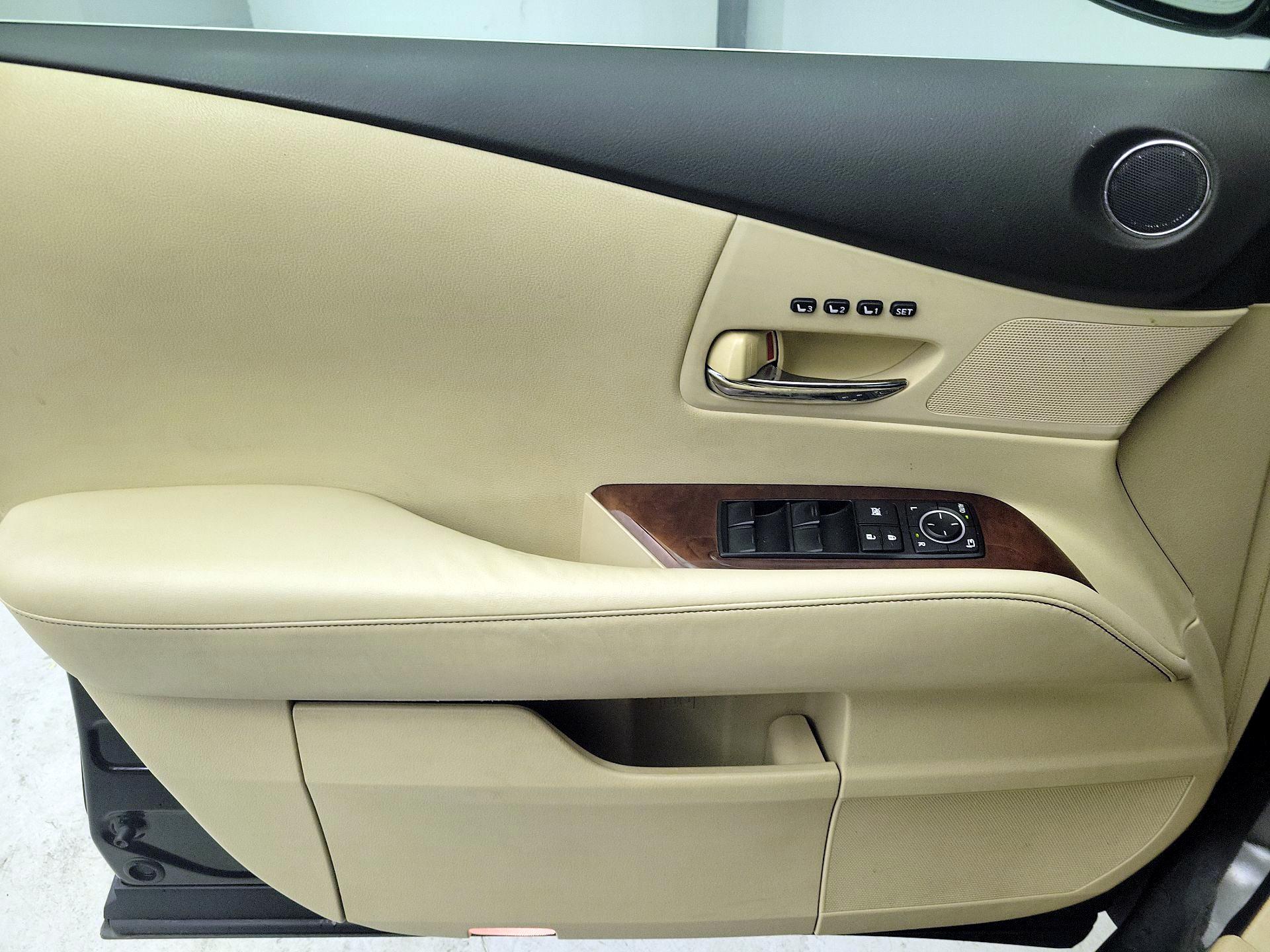 Thumbnail: 2015 Lexus RX - 12