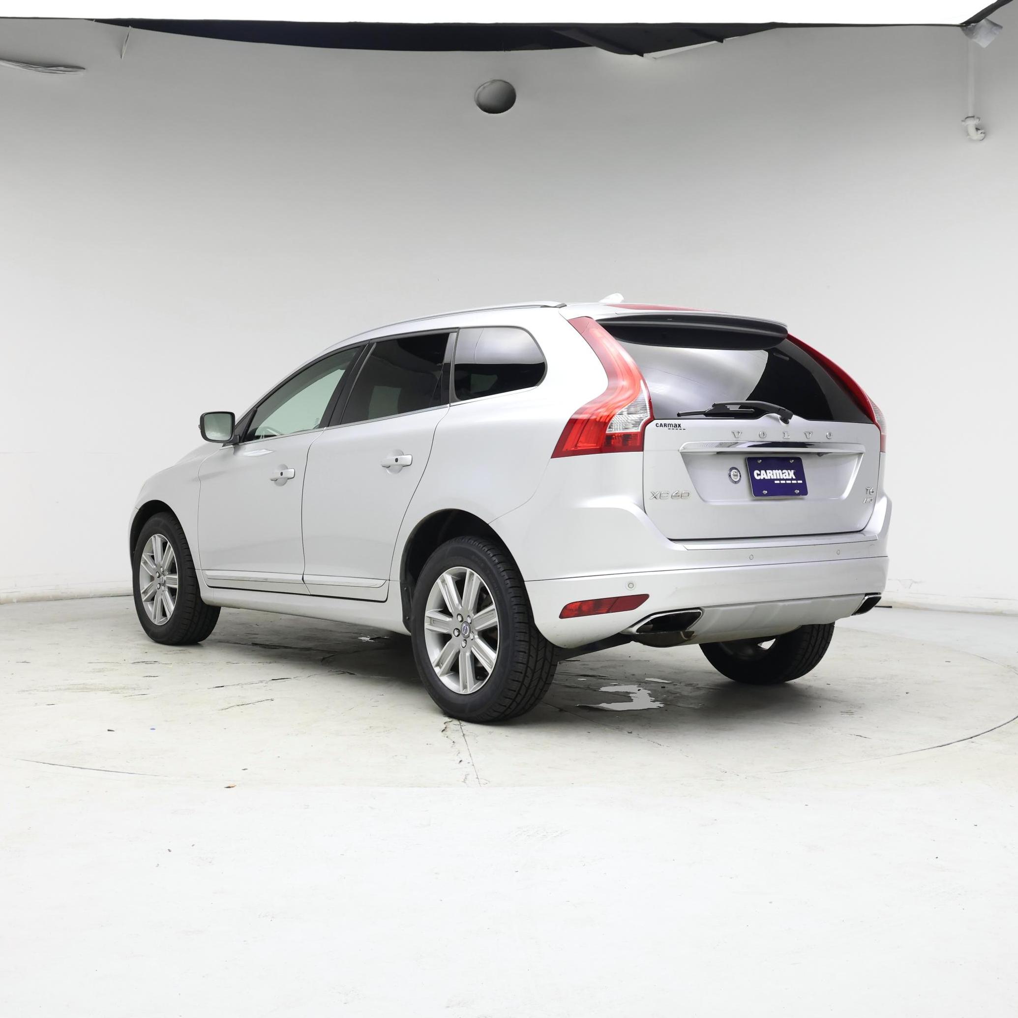 Thumbnail: 2016 Volvo XC60 - 2