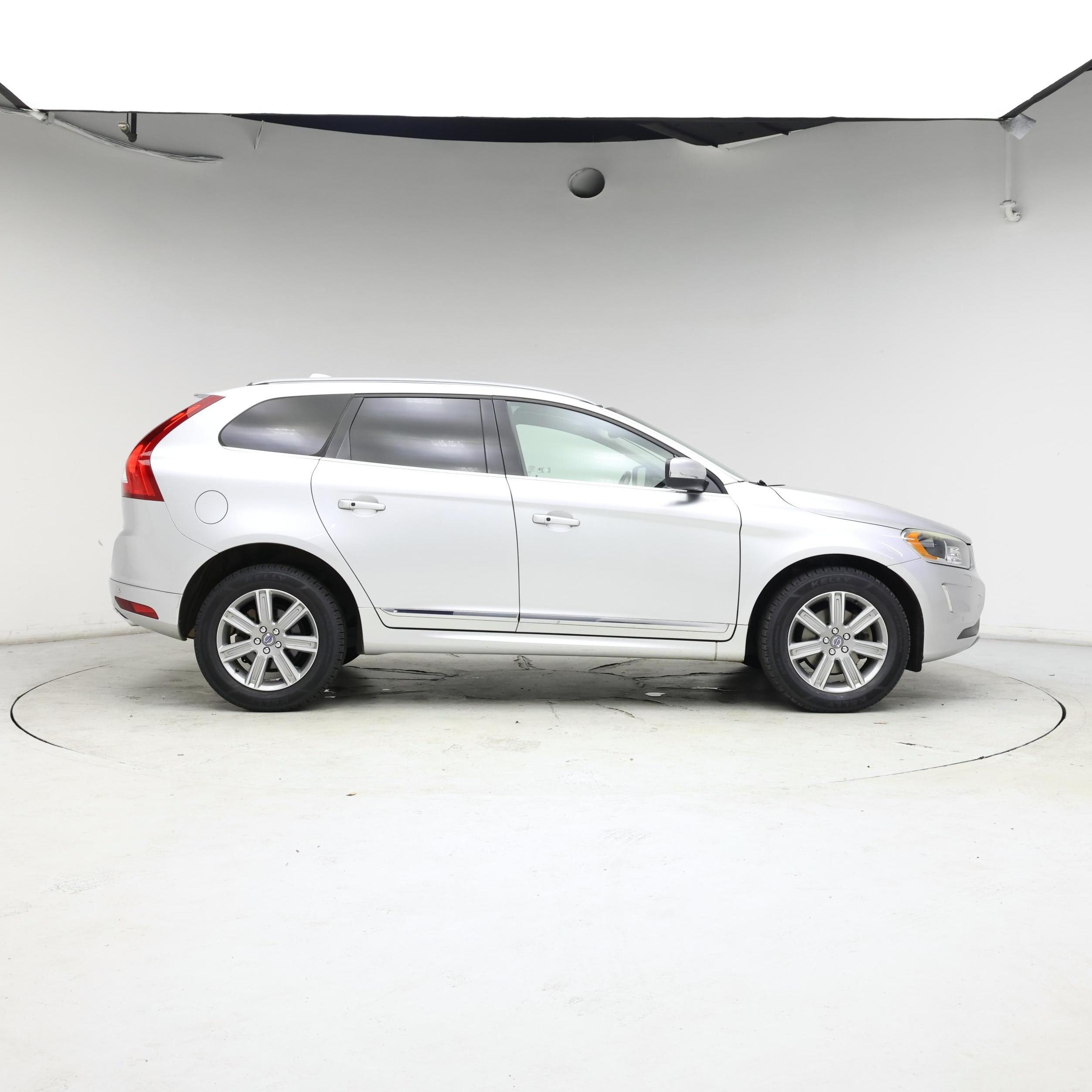 Thumbnail: 2016 Volvo XC60 - 7
