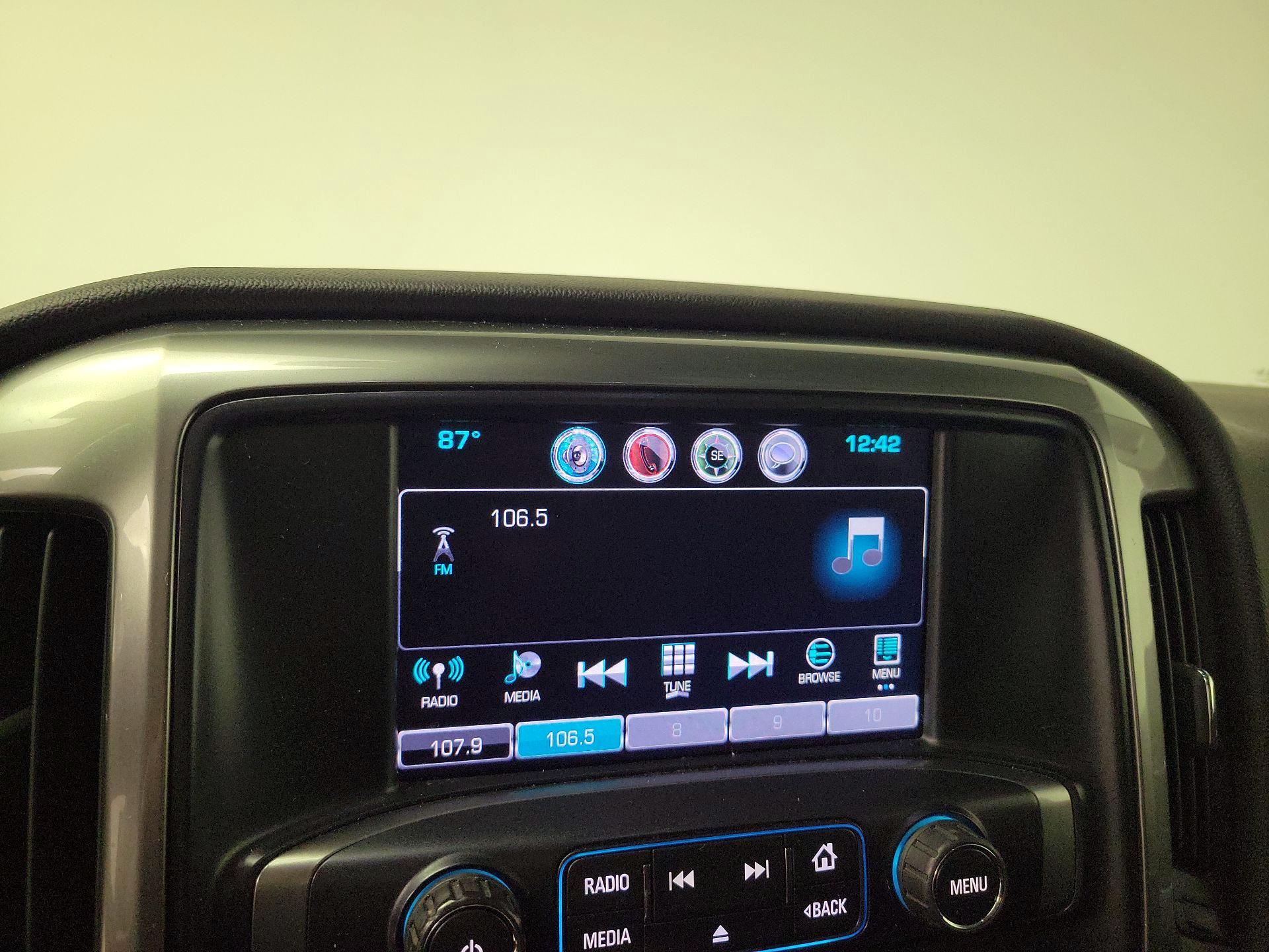 Thumbnail: 2016 Chevrolet Silverado 1500 - 15