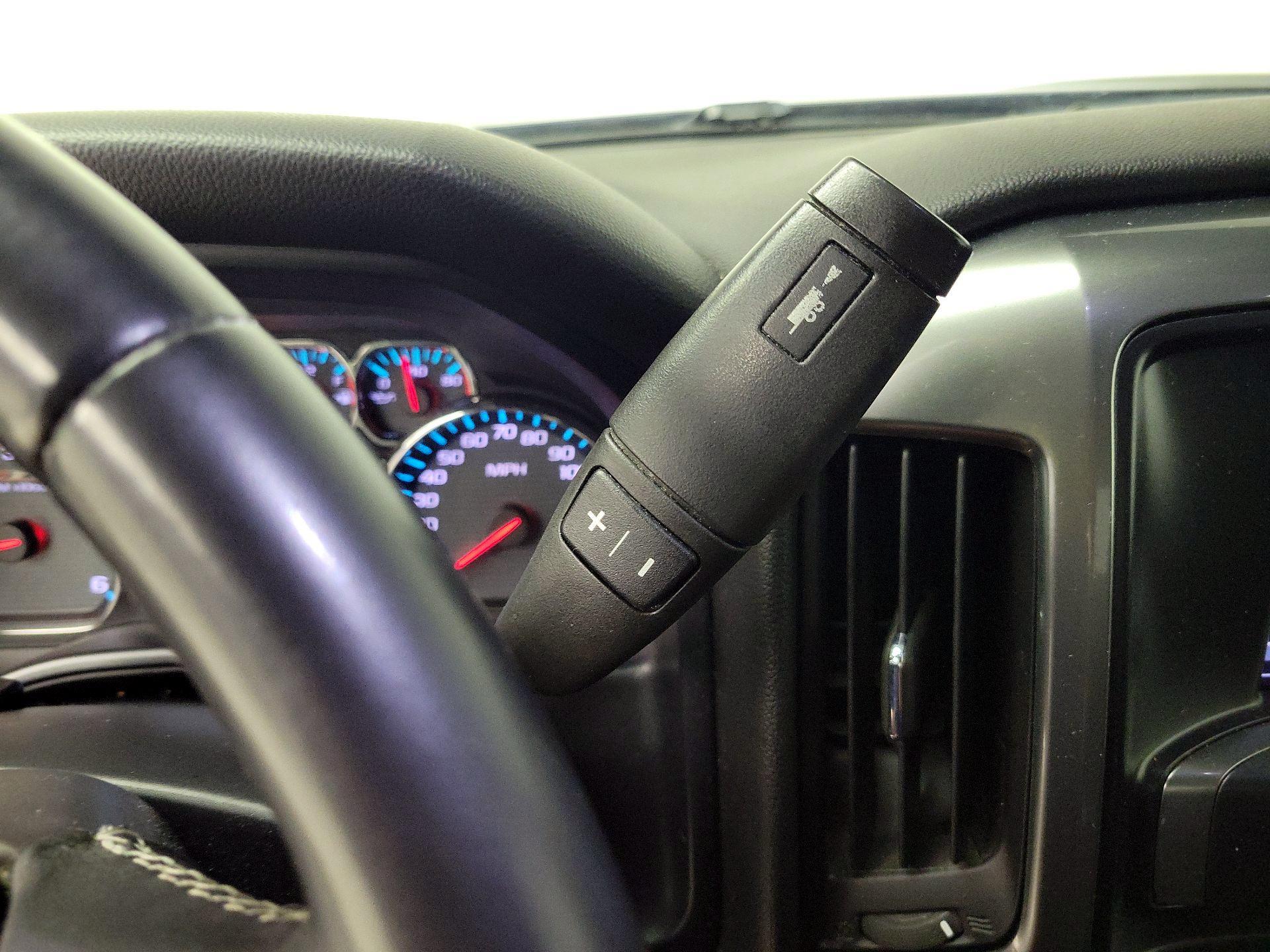 Thumbnail: 2016 Chevrolet Silverado 1500 - 17