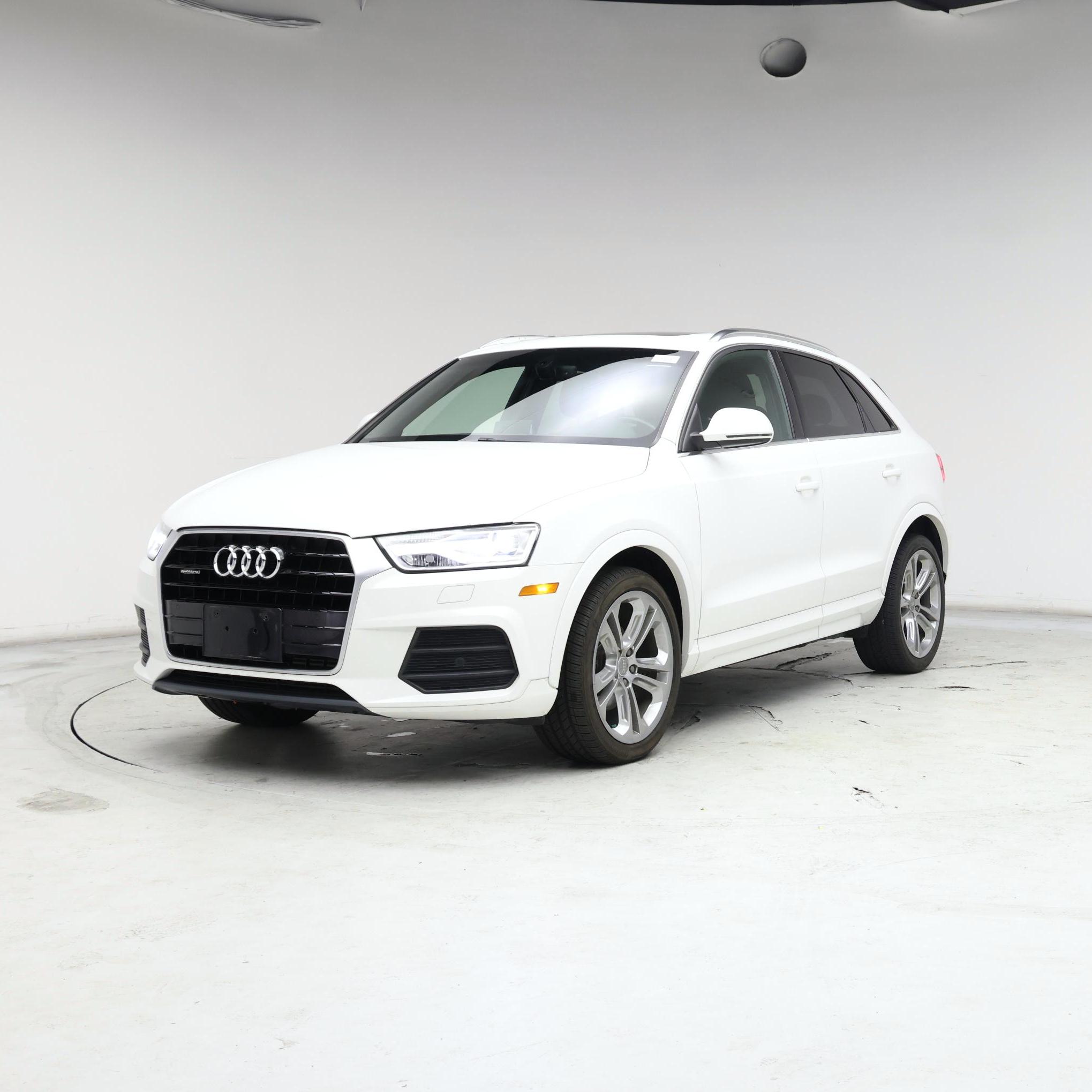 Thumbnail: 2017 Audi Q3 - 4