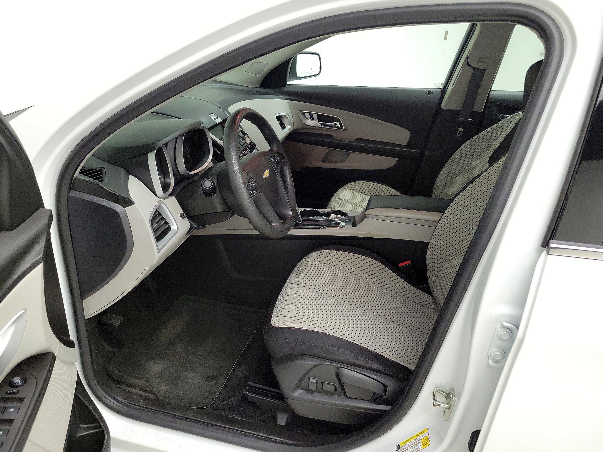 Thumbnail: 2015 Chevrolet Equinox - 11