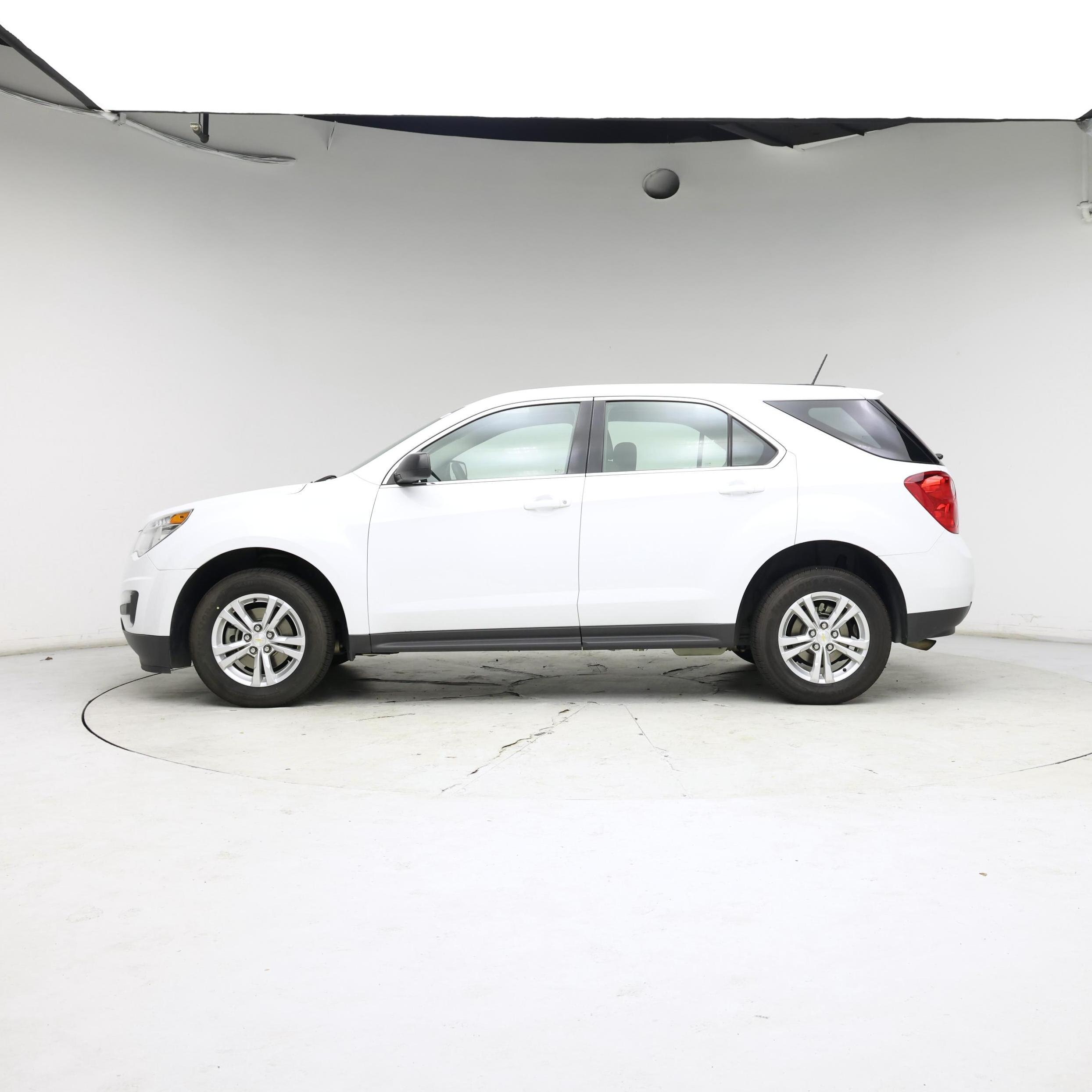 Thumbnail: 2015 Chevrolet Equinox - 3
