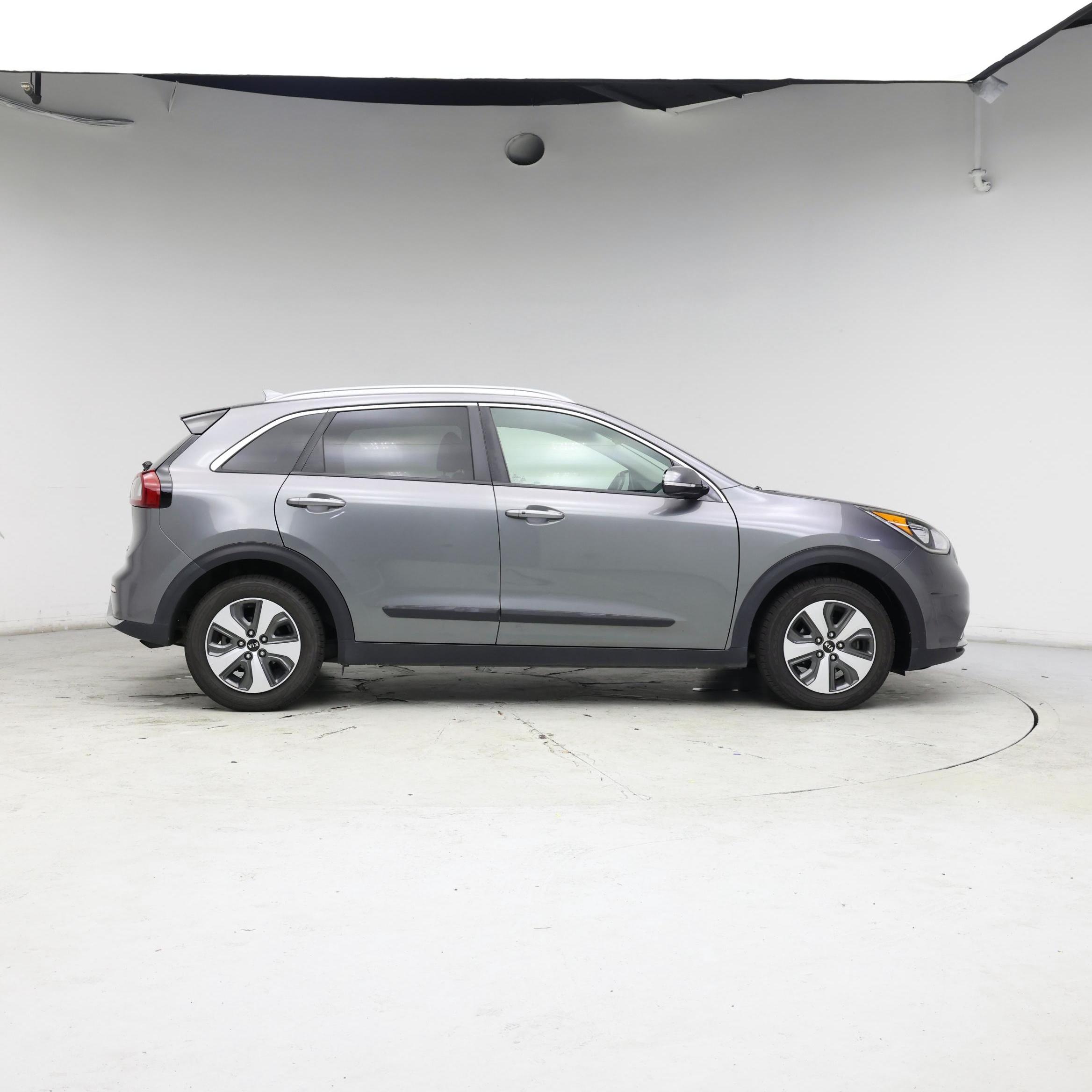 Thumbnail: 2018 Kia Niro - 7