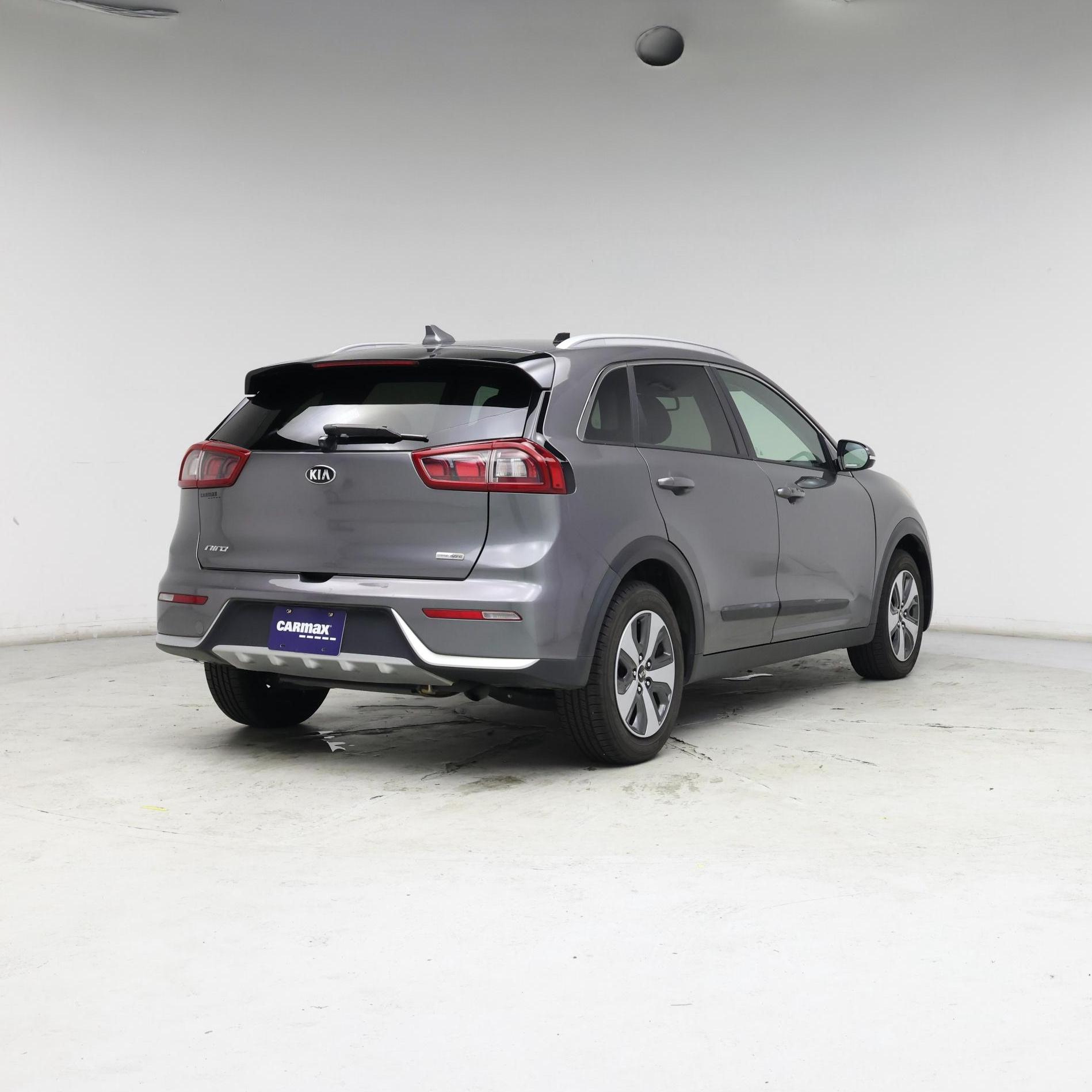 Thumbnail: 2018 Kia Niro - 8