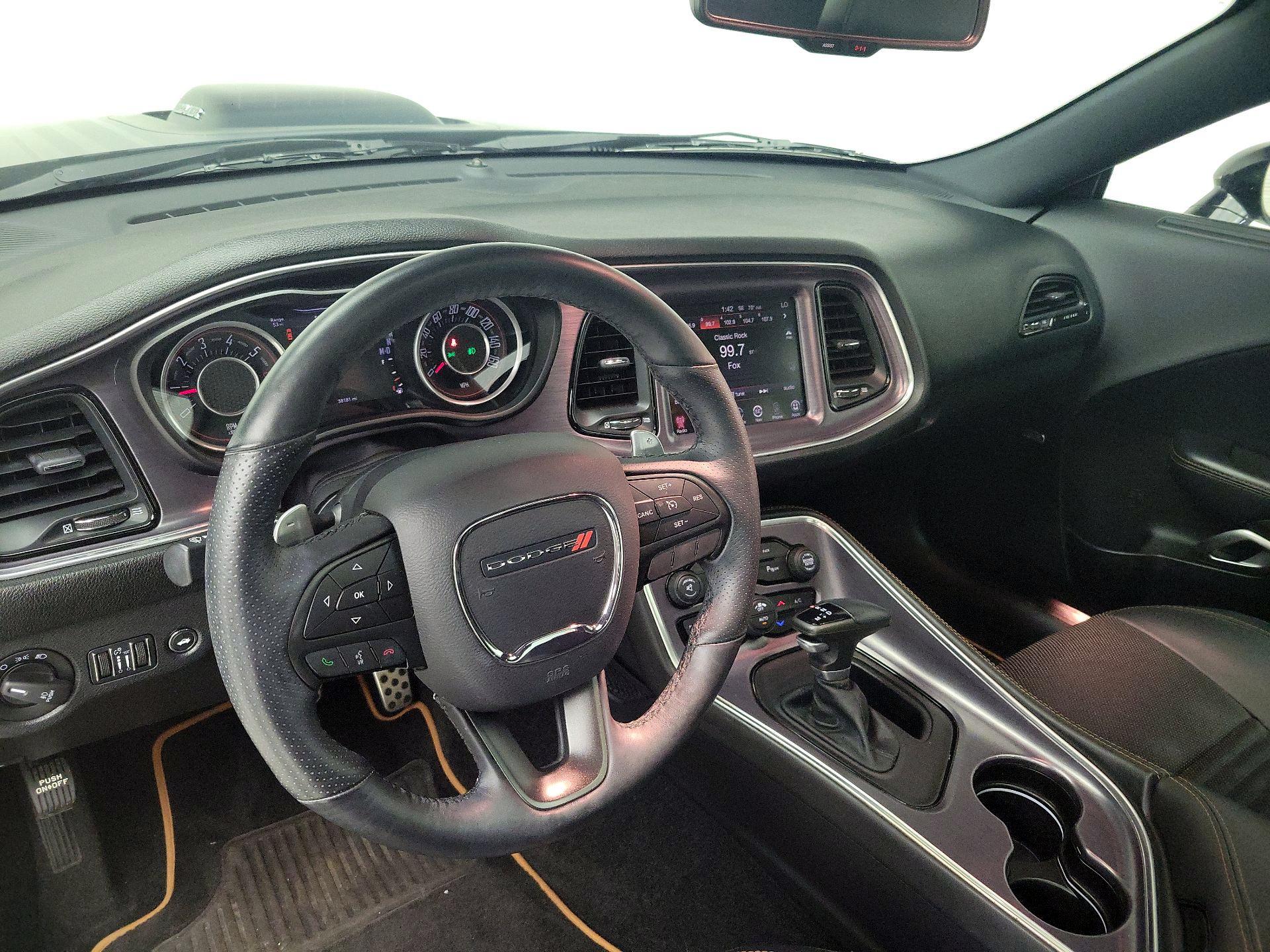 Thumbnail: 2015 Dodge Challenger - 9