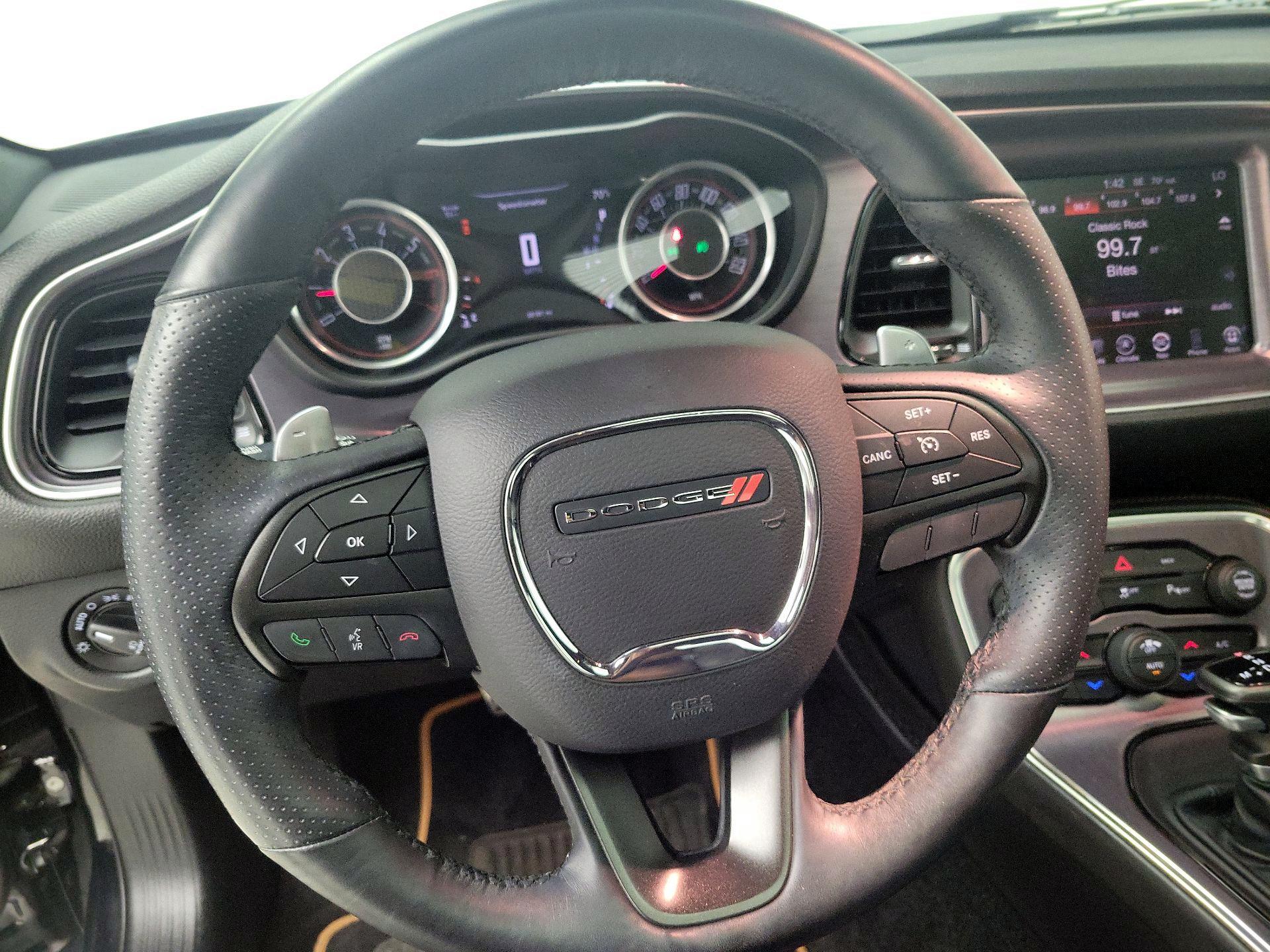 Thumbnail: 2015 Dodge Challenger - 10