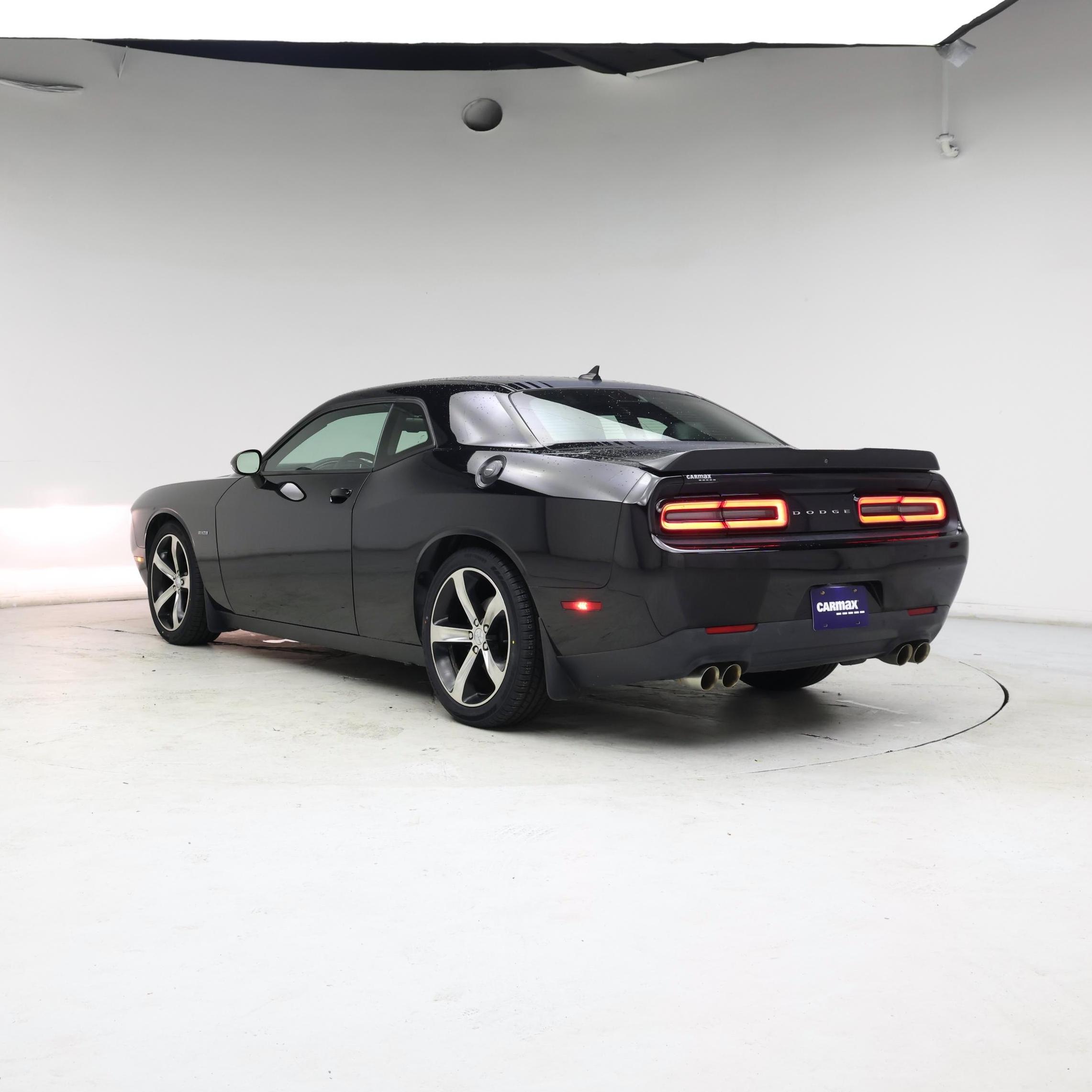 Thumbnail: 2015 Dodge Challenger - 2