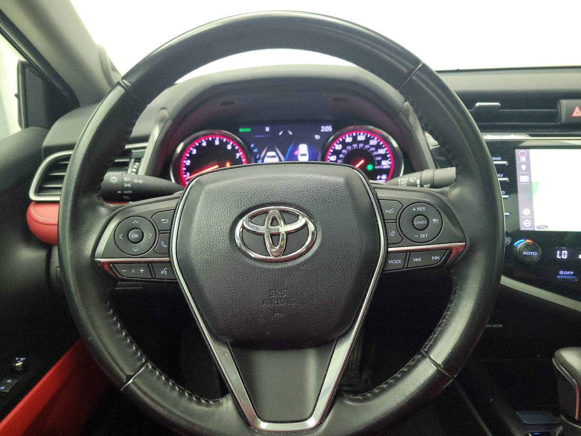 Thumbnail: 2019 Toyota Camry - 10