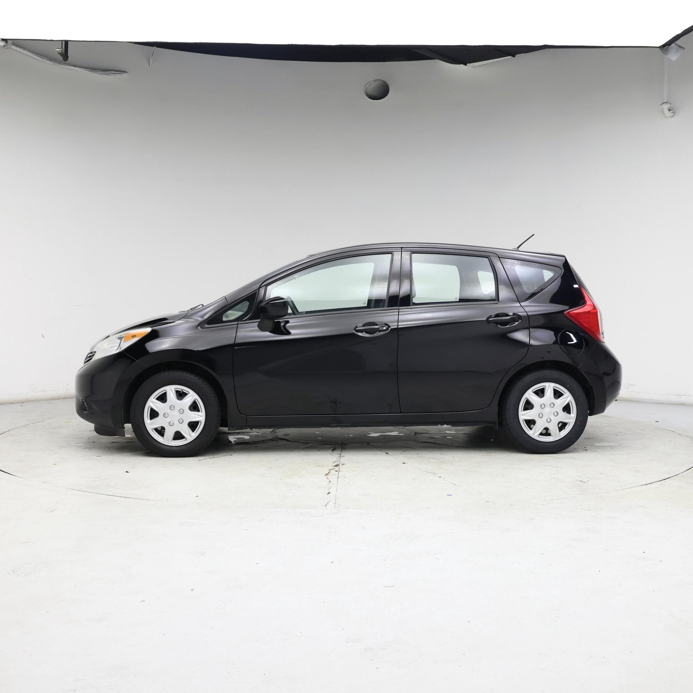 Thumbnail: 2015 Nissan Versa Note - 3