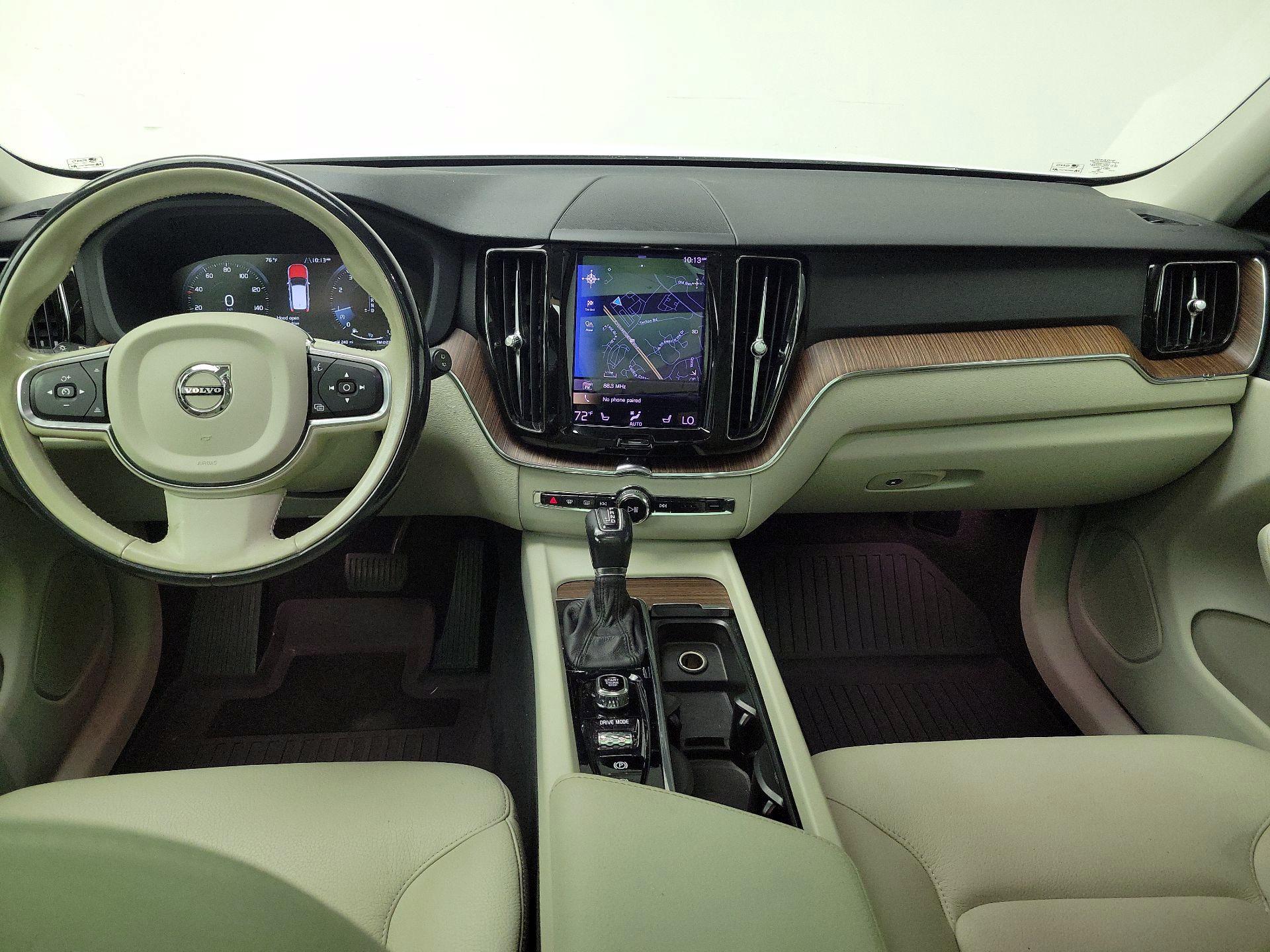 Thumbnail: 2021 Volvo XC60 - 9
