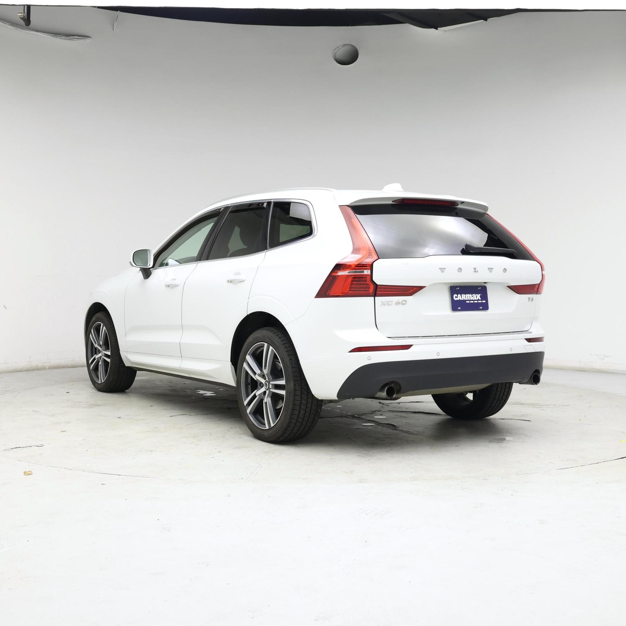 Thumbnail: 2021 Volvo XC60 - 2