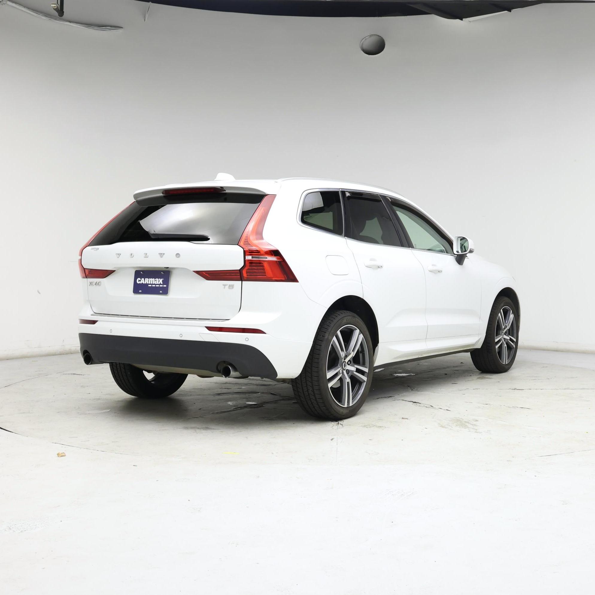 Thumbnail: 2021 Volvo XC60 - 8