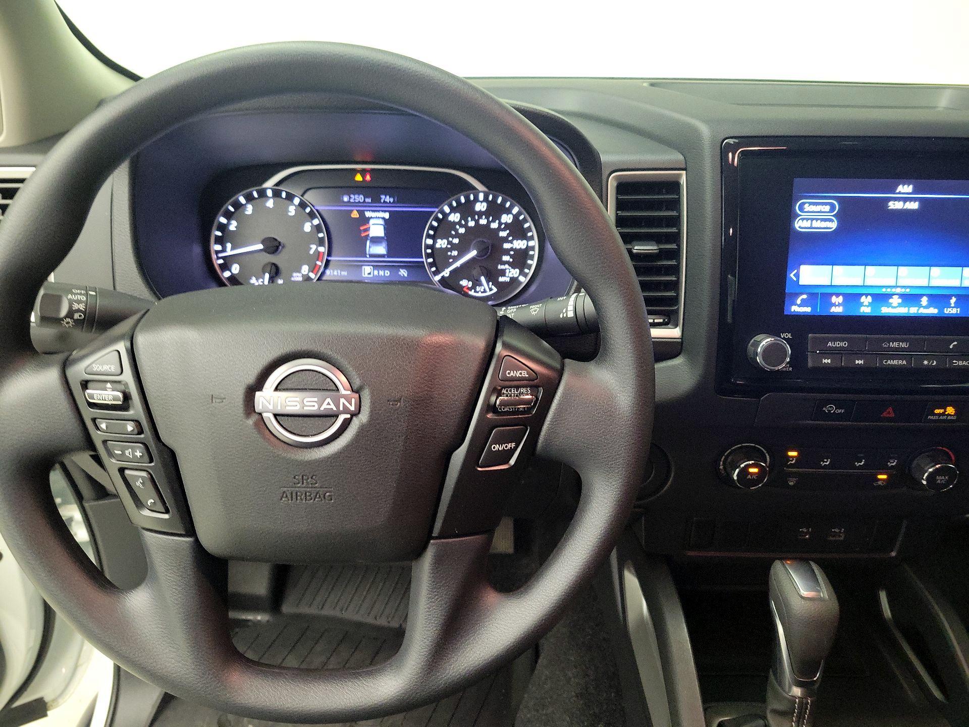 Thumbnail: 2024 Nissan Frontier - 10