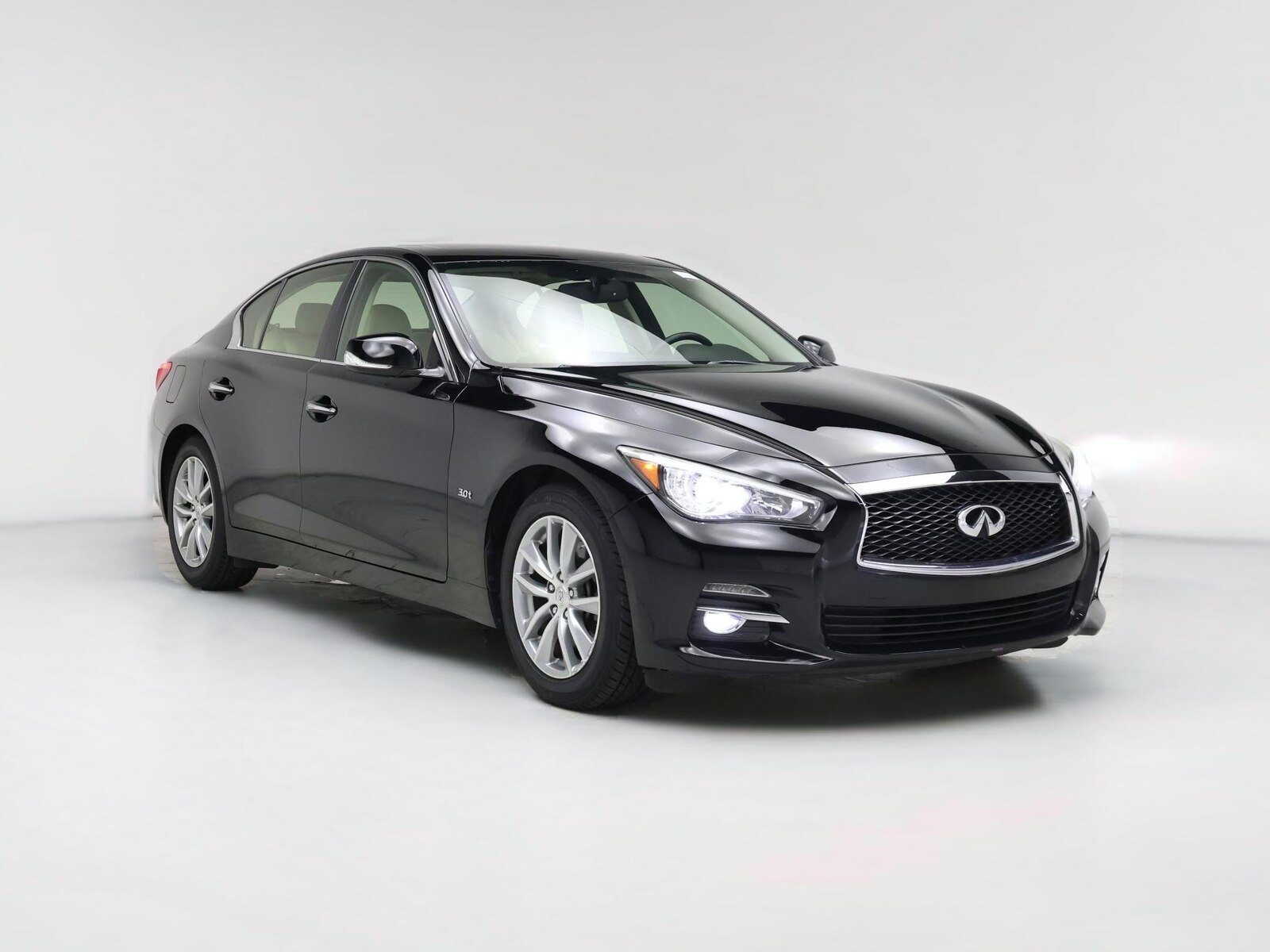 2017 INFINITI Q50