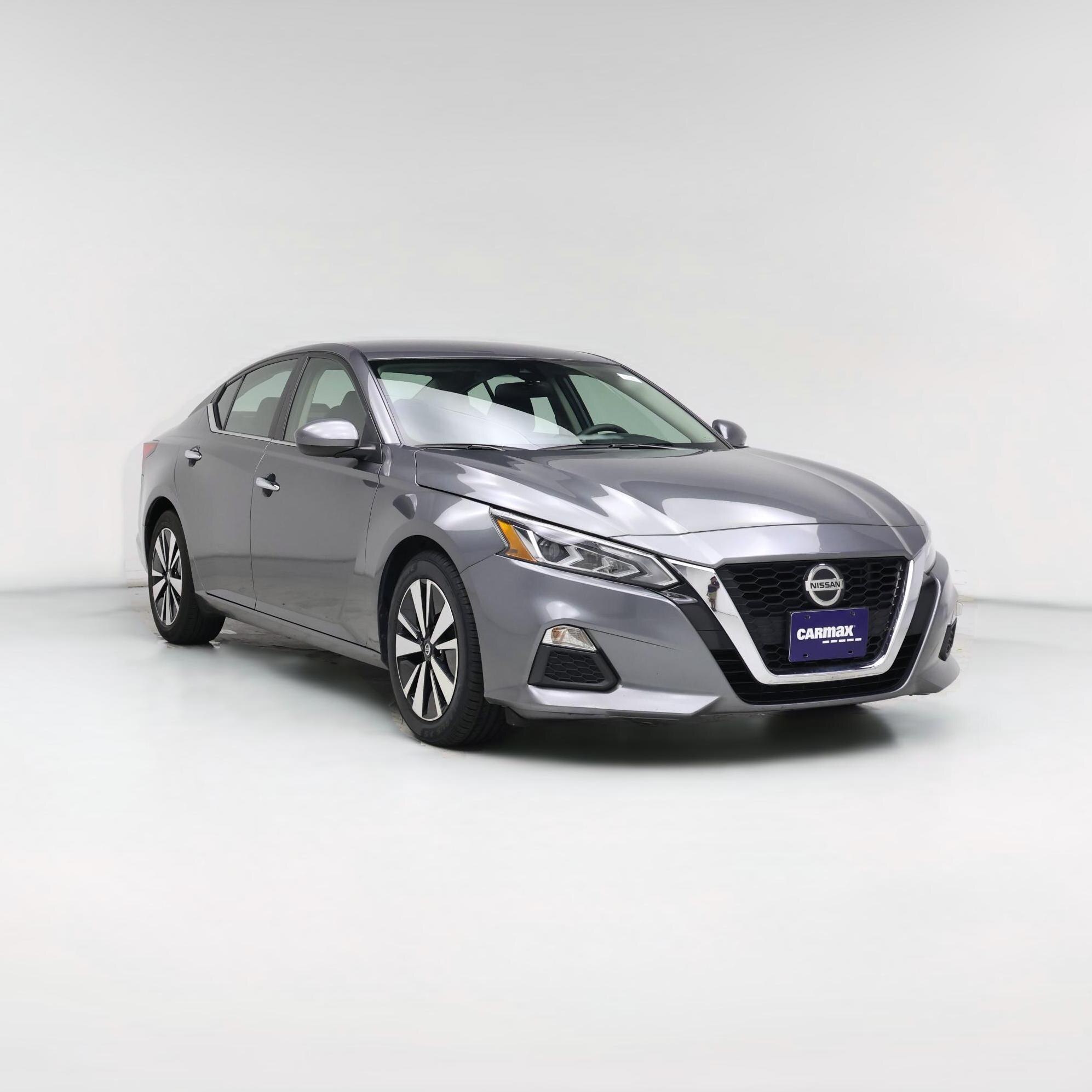 Thumbnail: 2022 Nissan Altima - 1