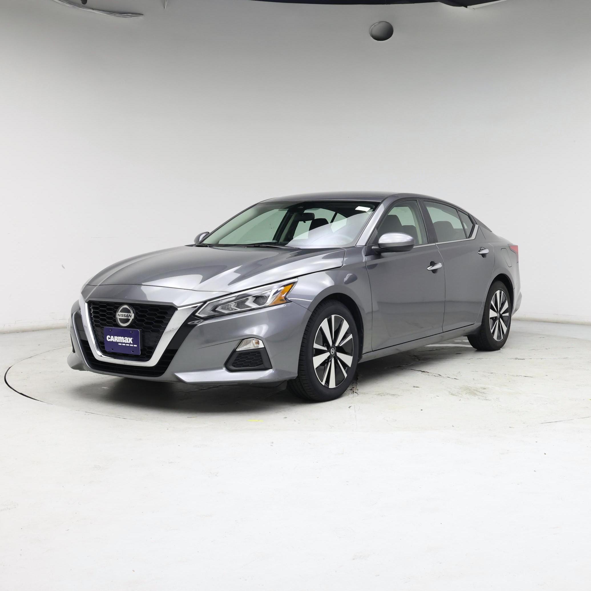 Thumbnail: 2022 Nissan Altima - 4