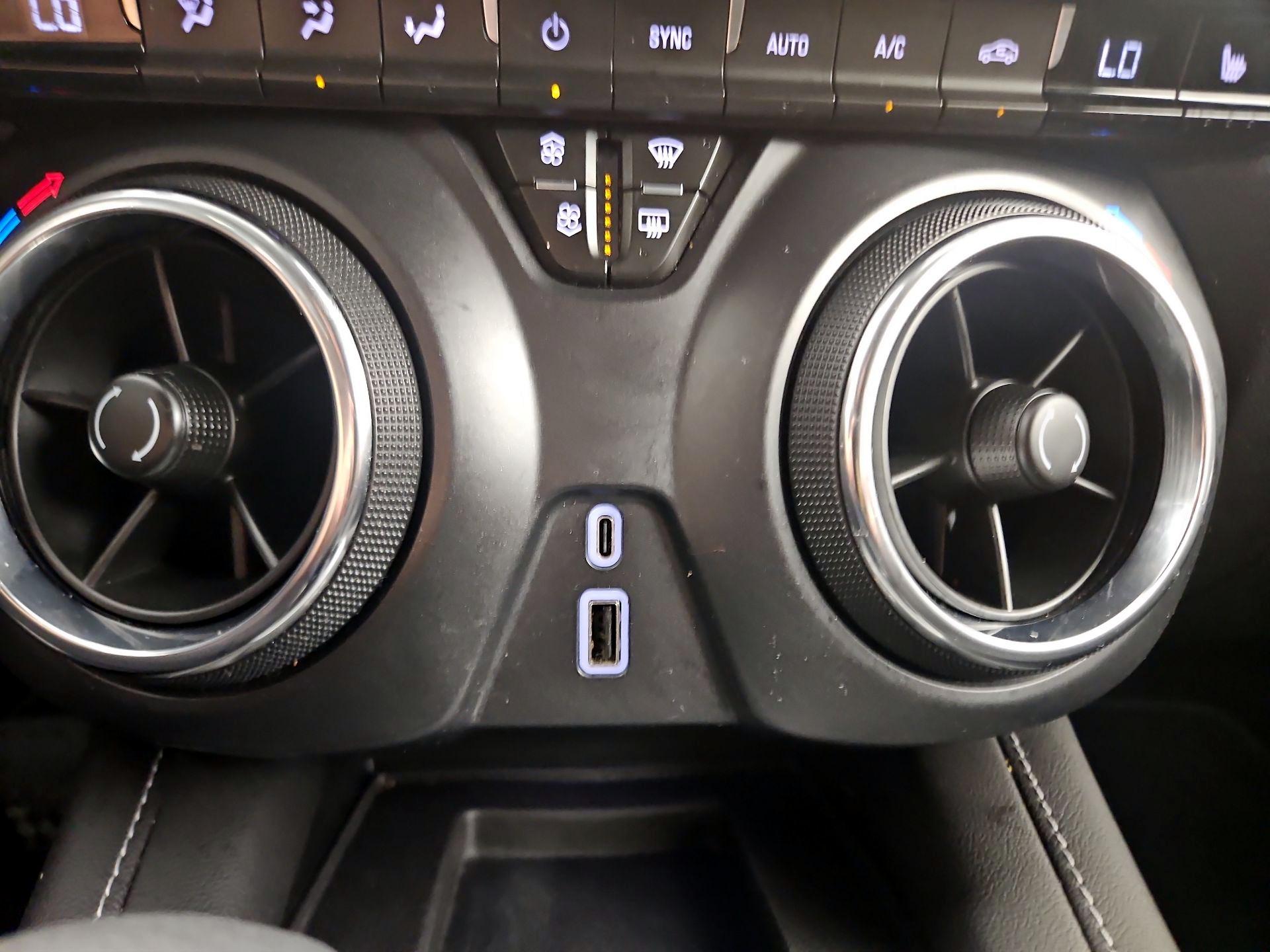 Thumbnail: 2023 Chevrolet Blazer - 19