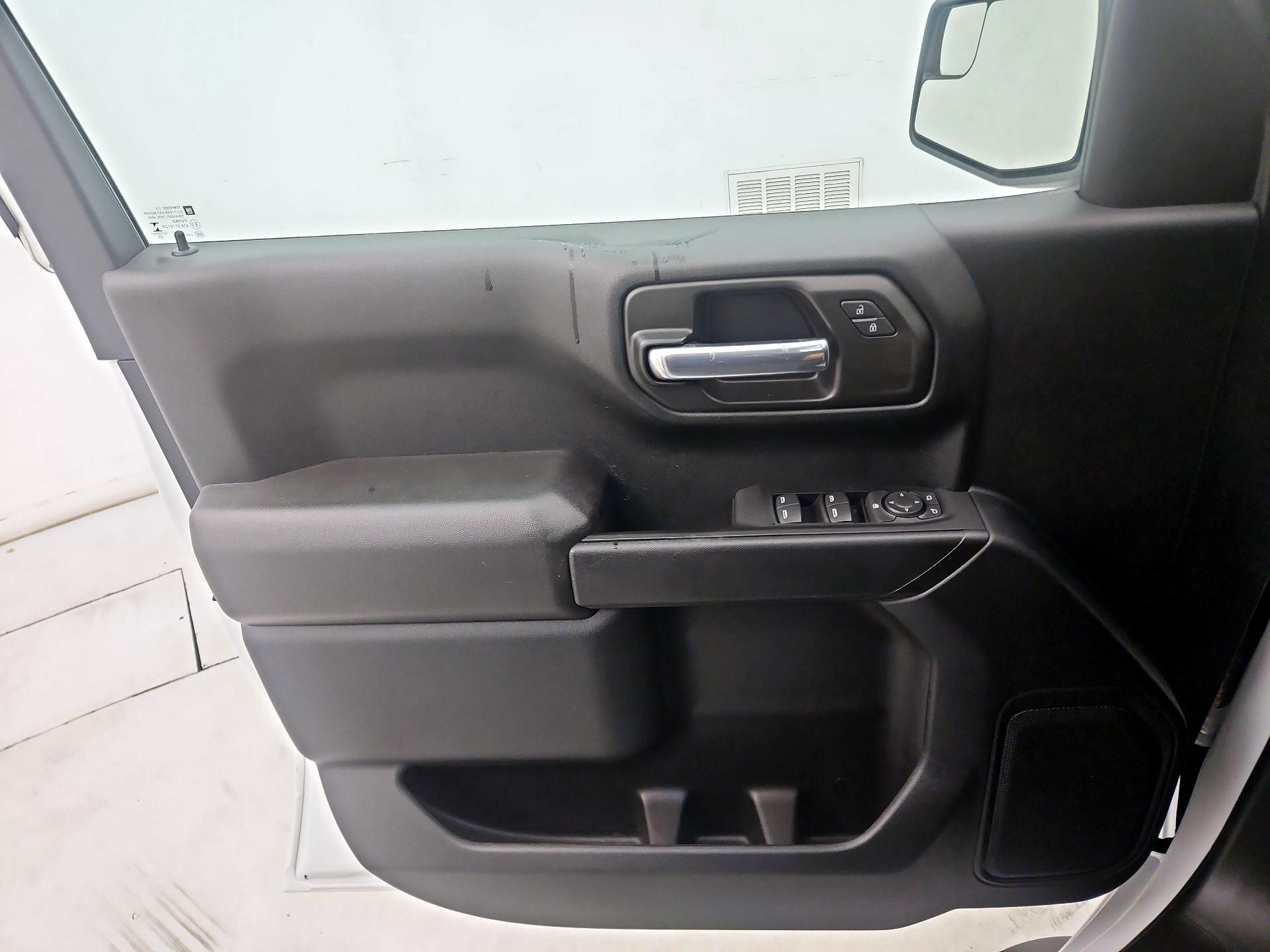 Thumbnail: 2022 Chevrolet Silverado 1500 - 12