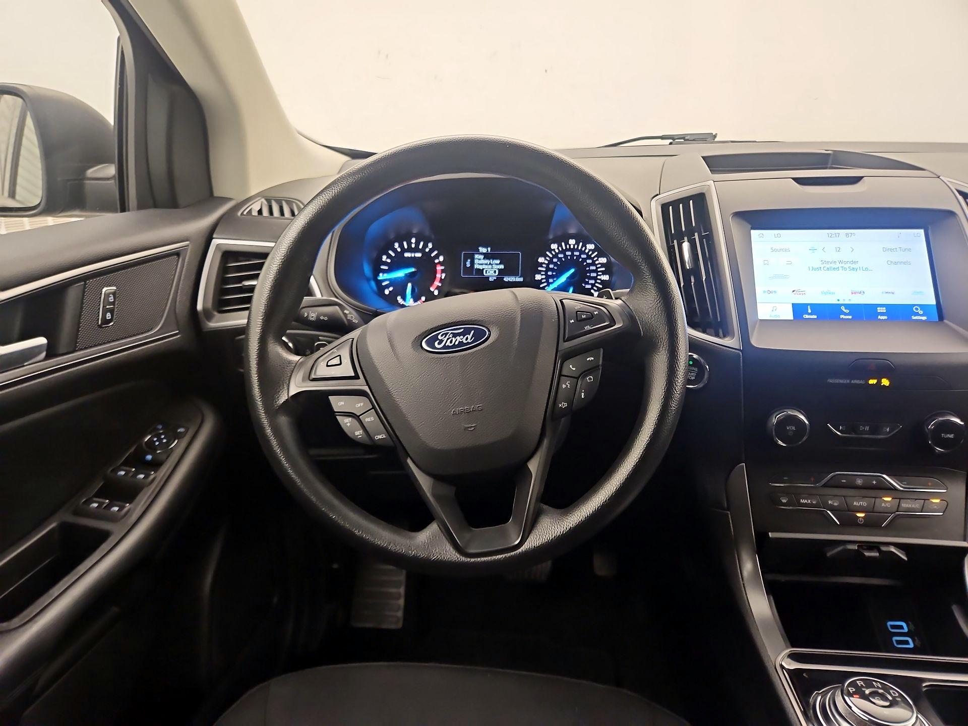 Thumbnail: 2020 Ford Edge - 10