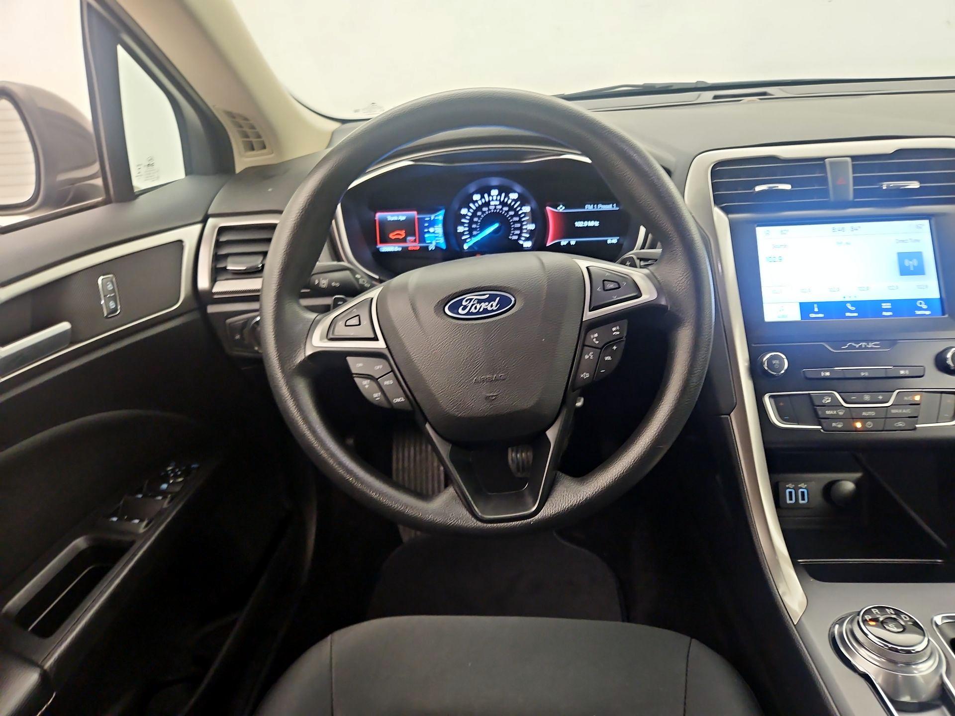 Thumbnail: 2019 Ford Fusion - 10