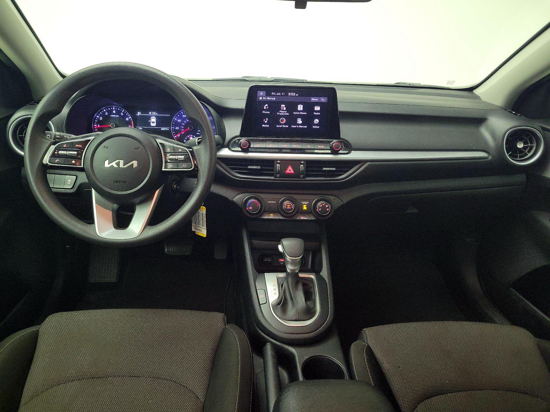 Thumbnail: 2023 Kia Forte - 9
