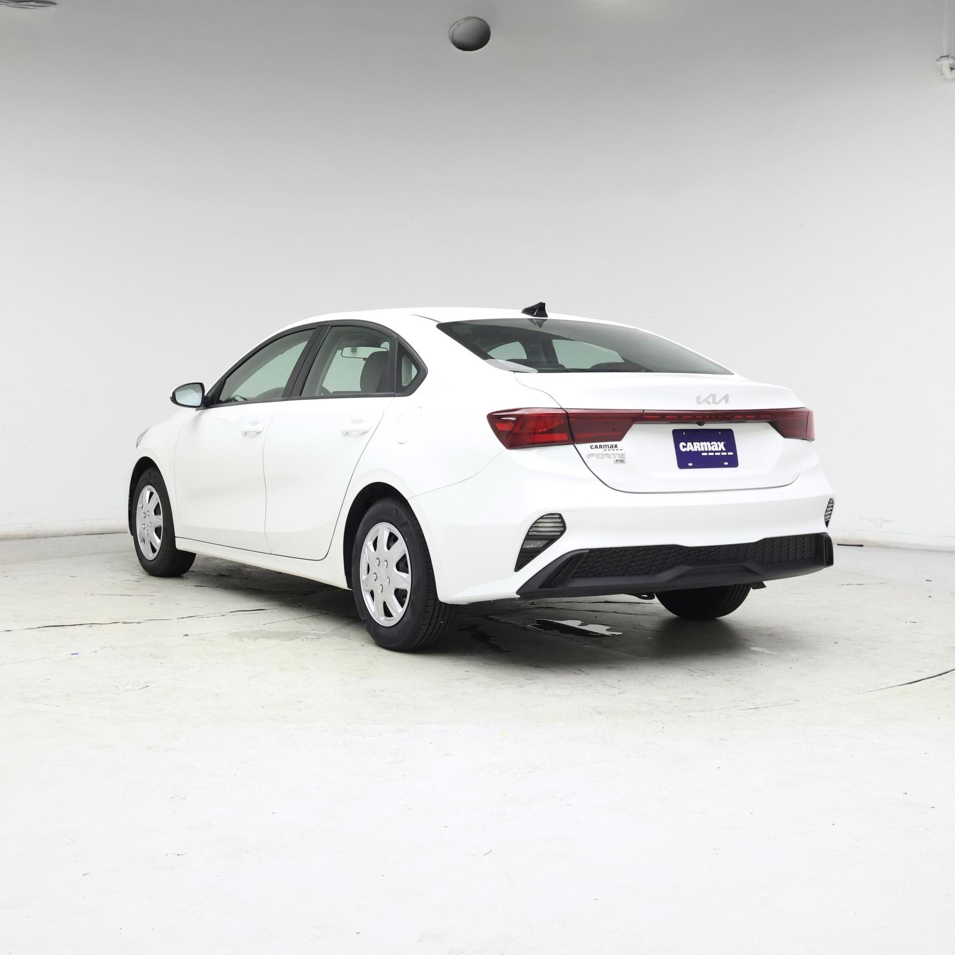 Thumbnail: 2023 Kia Forte - 2