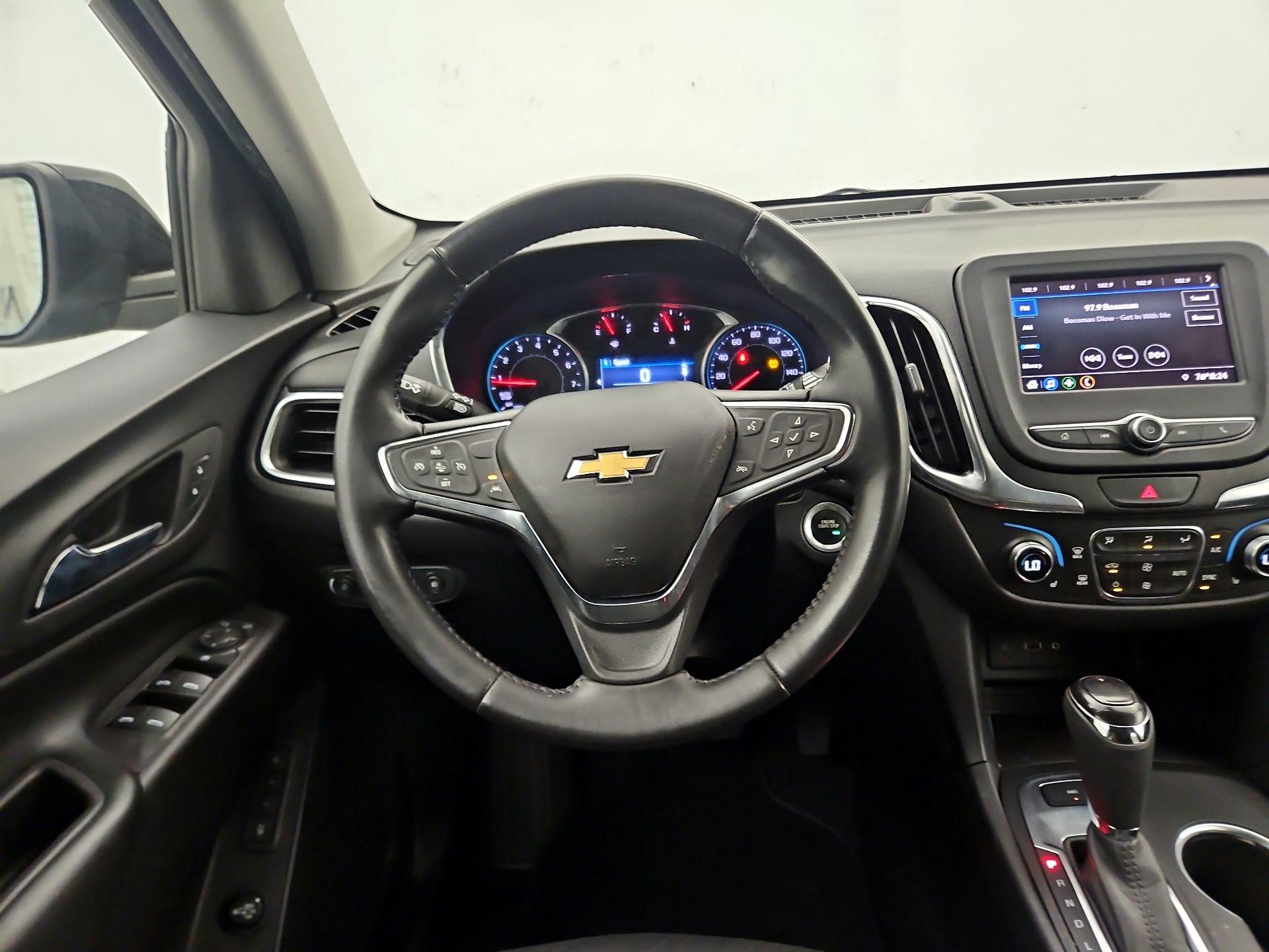 Thumbnail: 2021 Chevrolet Equinox - 10