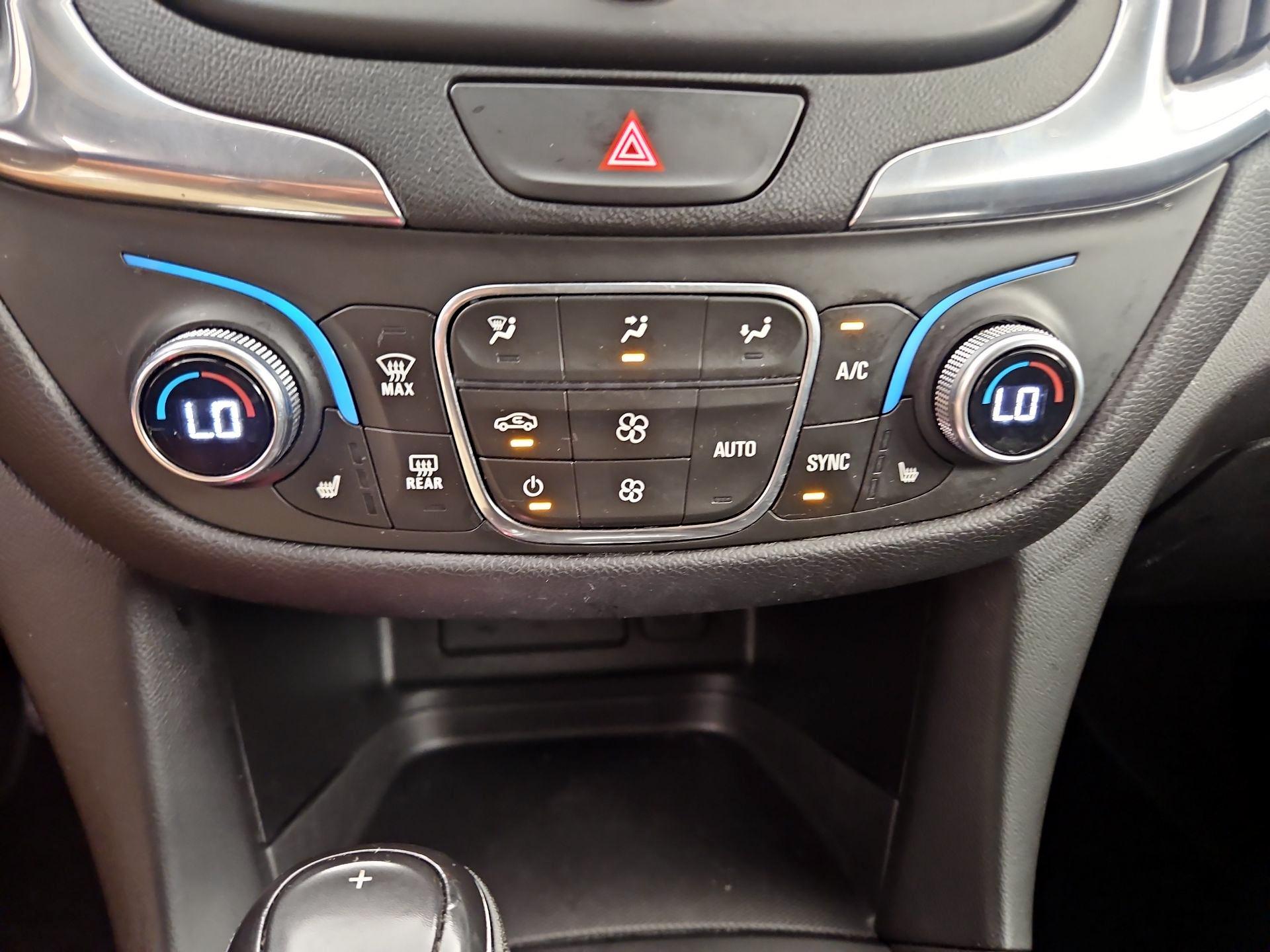 Thumbnail: 2021 Chevrolet Equinox - 16