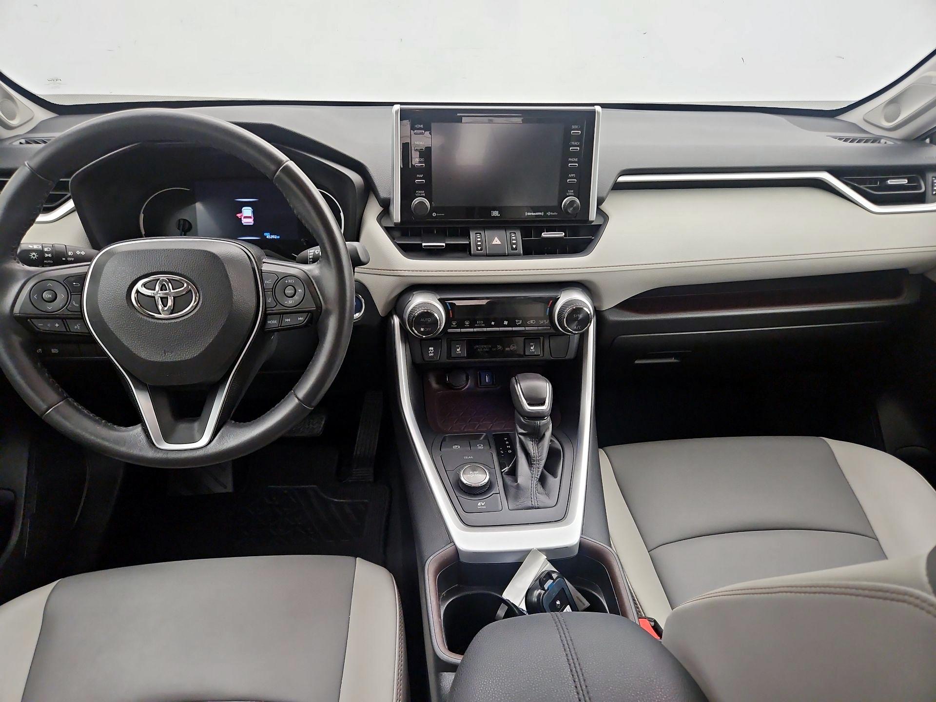 Thumbnail: 2020 Toyota RAV4 - 9