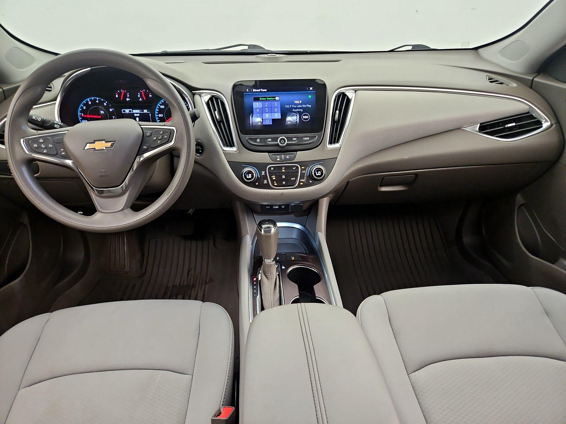 Thumbnail: 2020 Chevrolet Malibu - 9