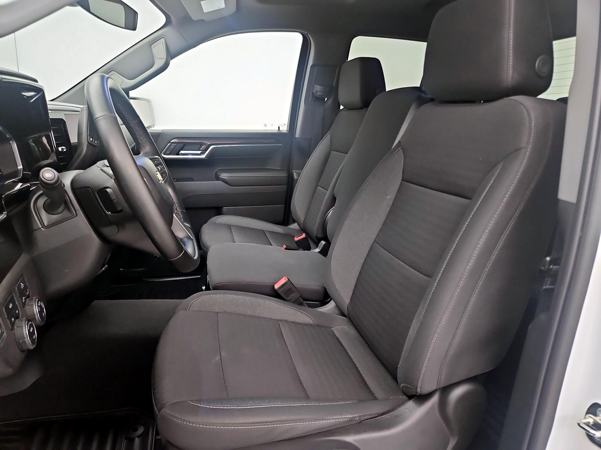 Thumbnail: 2023 Chevrolet Silverado 1500 - 11