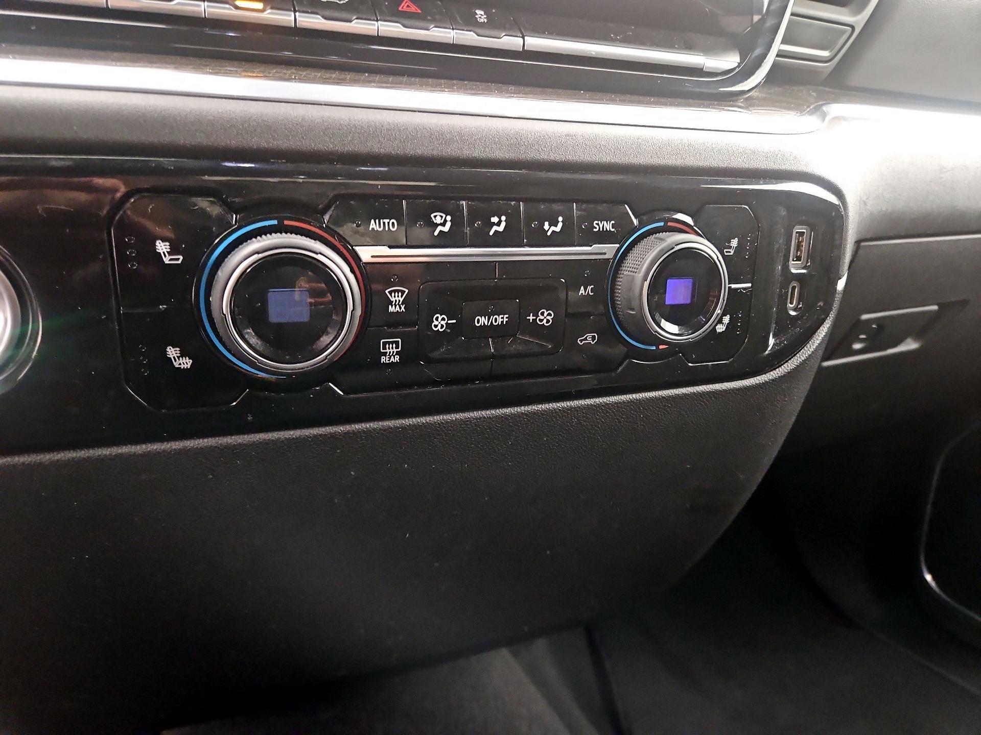 Thumbnail: 2022 Chevrolet Silverado 1500 - 17