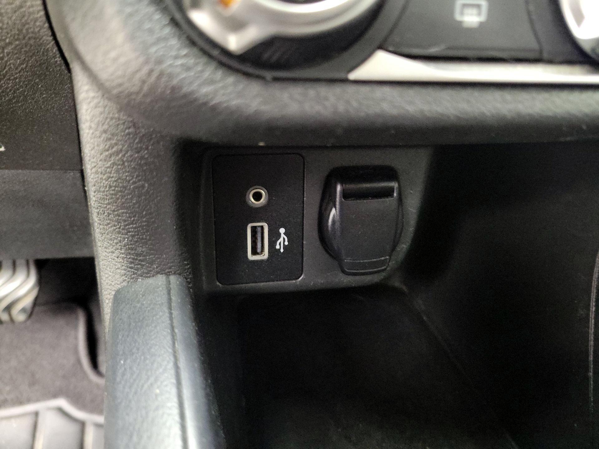 Thumbnail: 2020 Nissan Versa - 18