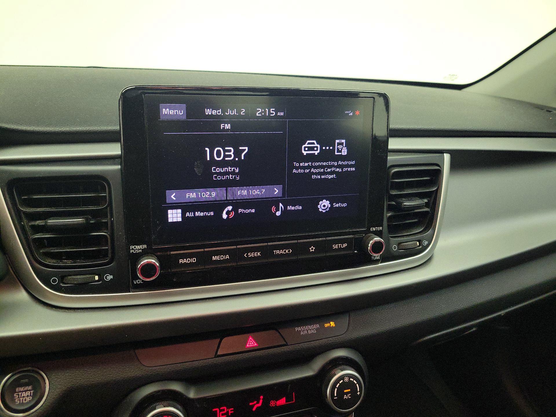 Thumbnail: 2022 Kia Rio - 15