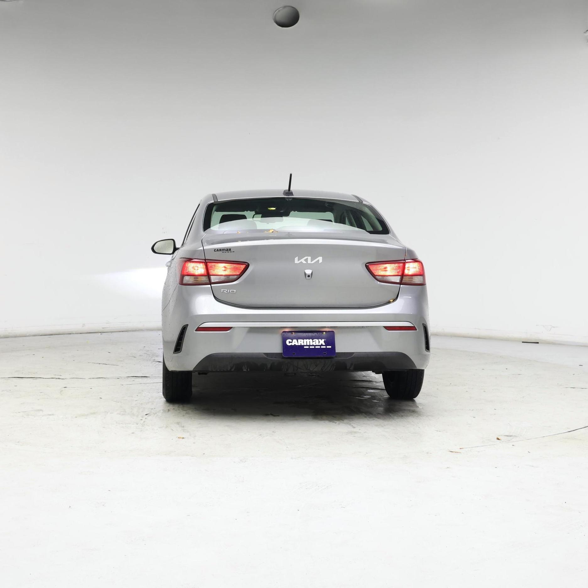 Thumbnail: 2022 Kia Rio - 6