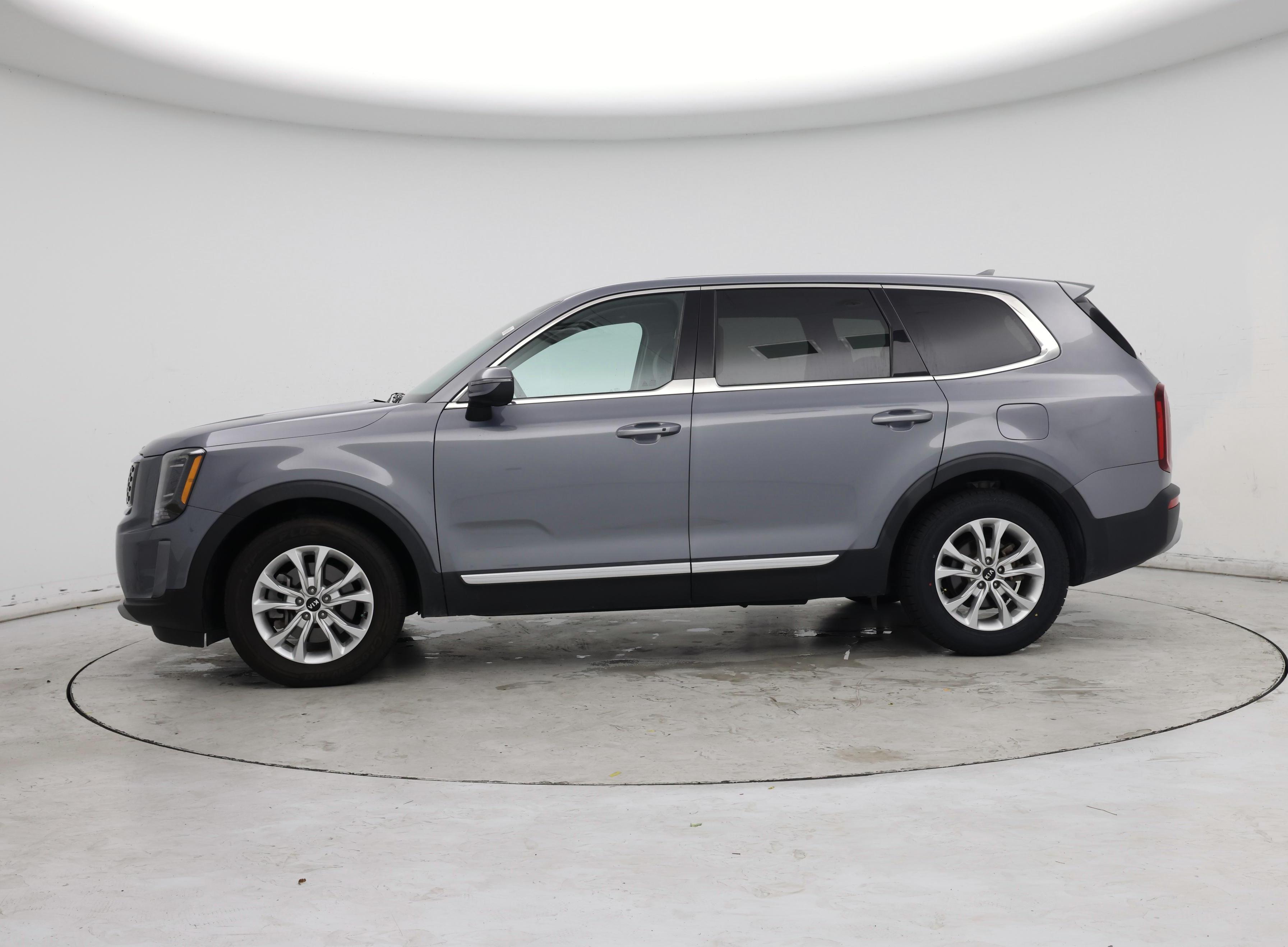Thumbnail: 2020 Kia Telluride - 3