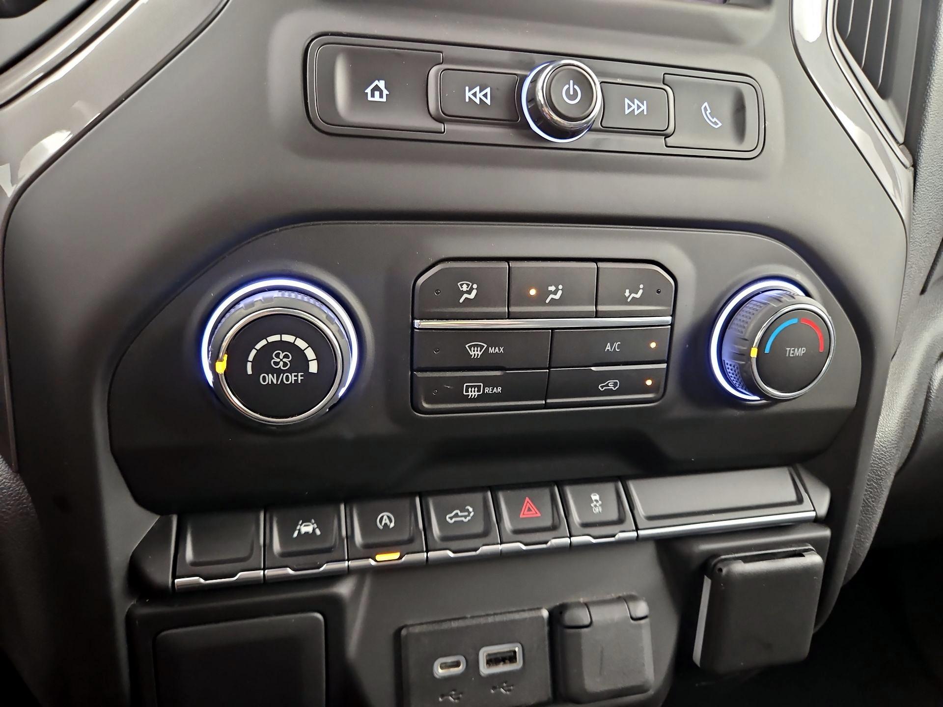 Thumbnail: 2022 Chevrolet Silverado 1500 - 16