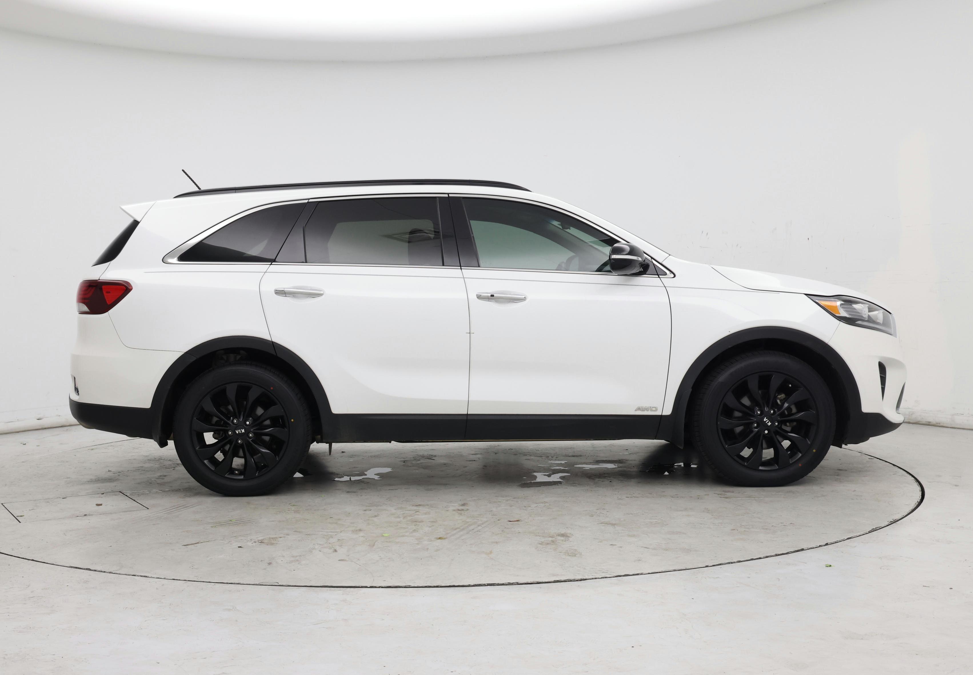 Thumbnail: 2020 Kia Sorento - 7