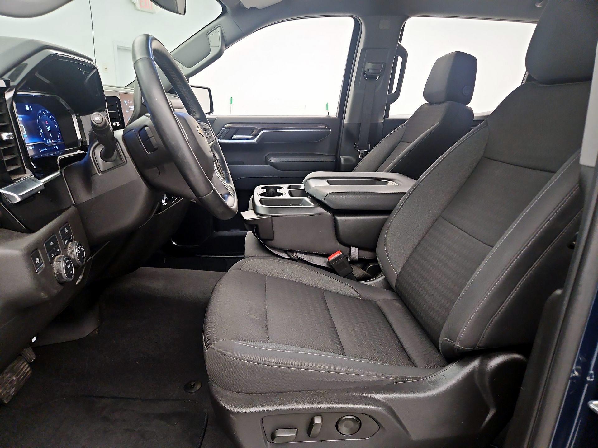 Thumbnail: 2023 Chevrolet Silverado 1500 - 11