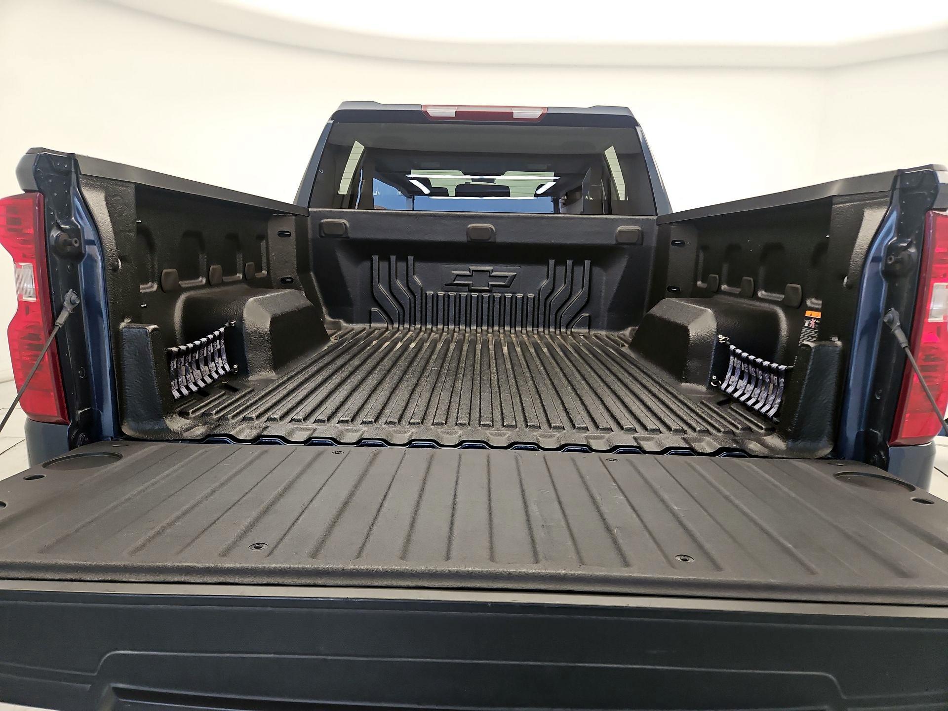 Thumbnail: 2023 Chevrolet Silverado 1500 - 20