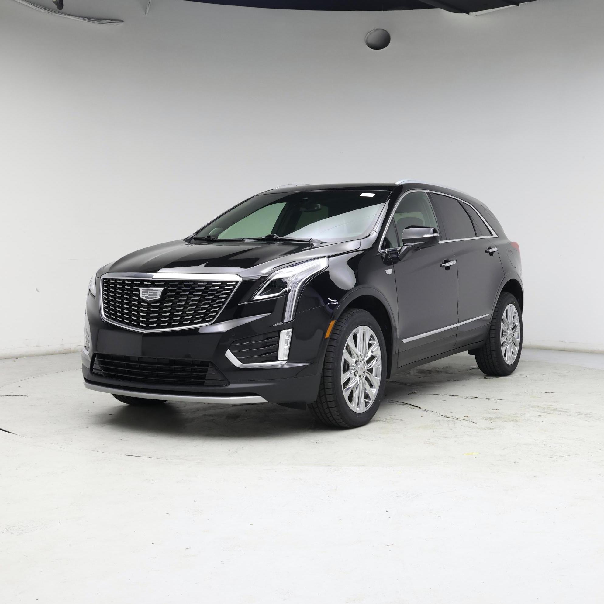 Thumbnail: 2022 Cadillac XT5 - 4