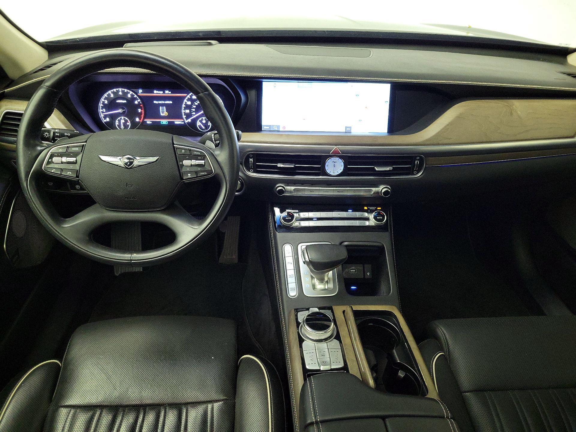 Thumbnail: 2021 Genesis G90 - 9