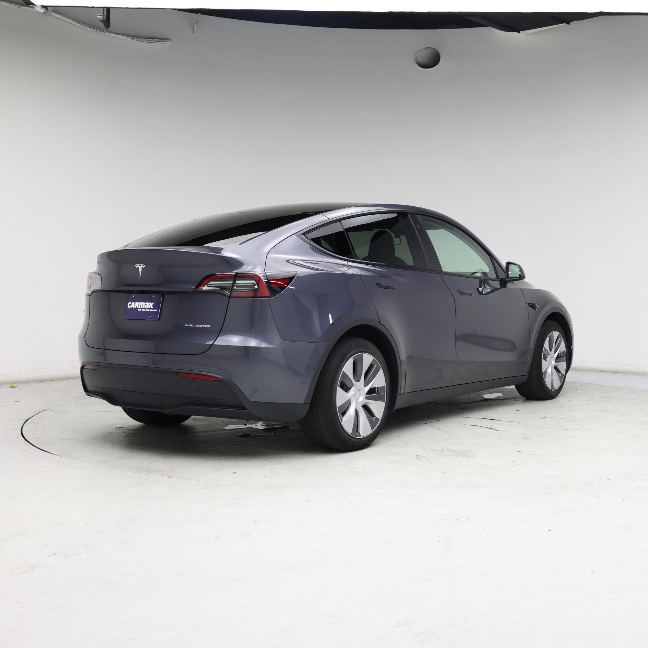 Thumbnail: 2022 Tesla Model Y - 8