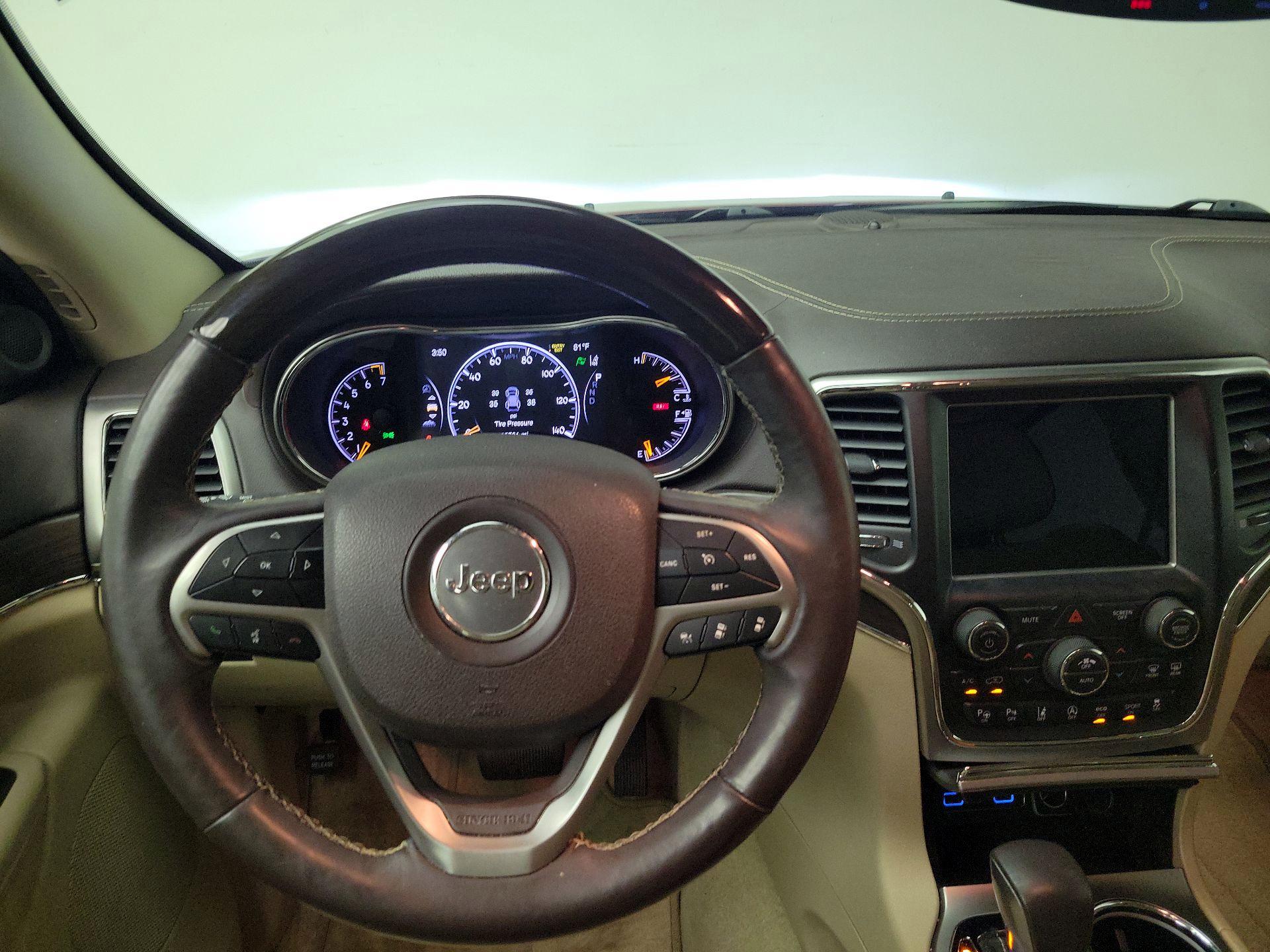 Thumbnail: 2018 Jeep Grand Cherokee - 10
