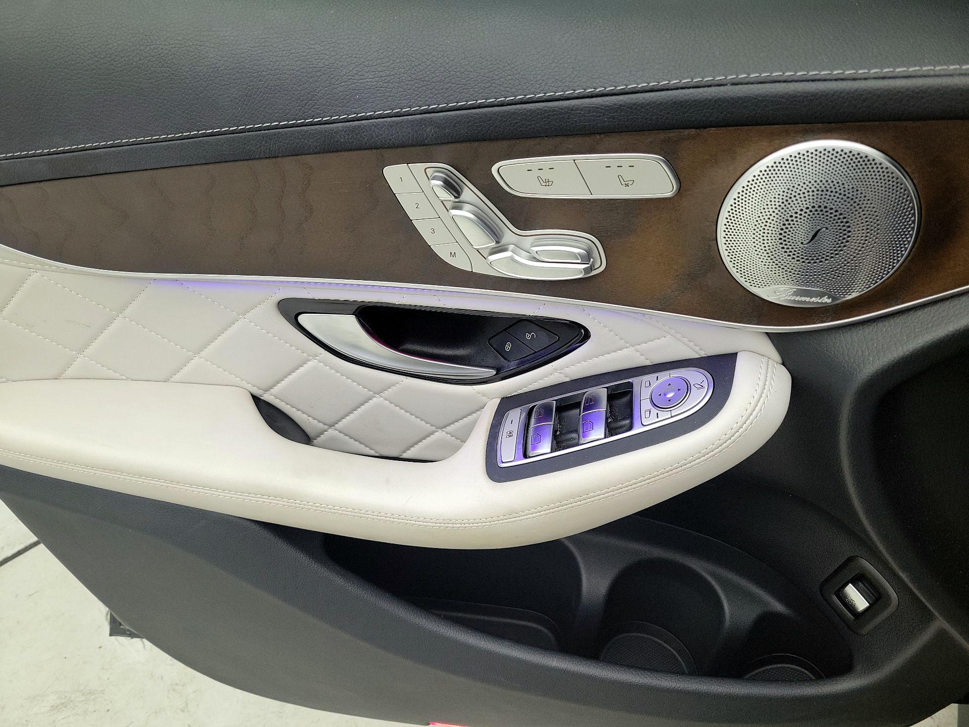 Thumbnail: 2020 Mercedes-Benz GLC - 12