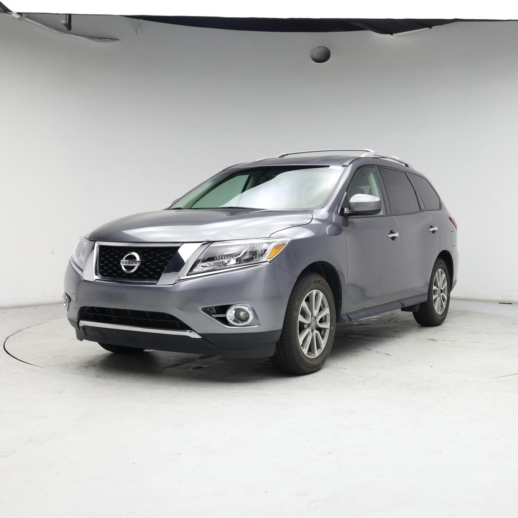 Thumbnail: 2015 Nissan Pathfinder - 4