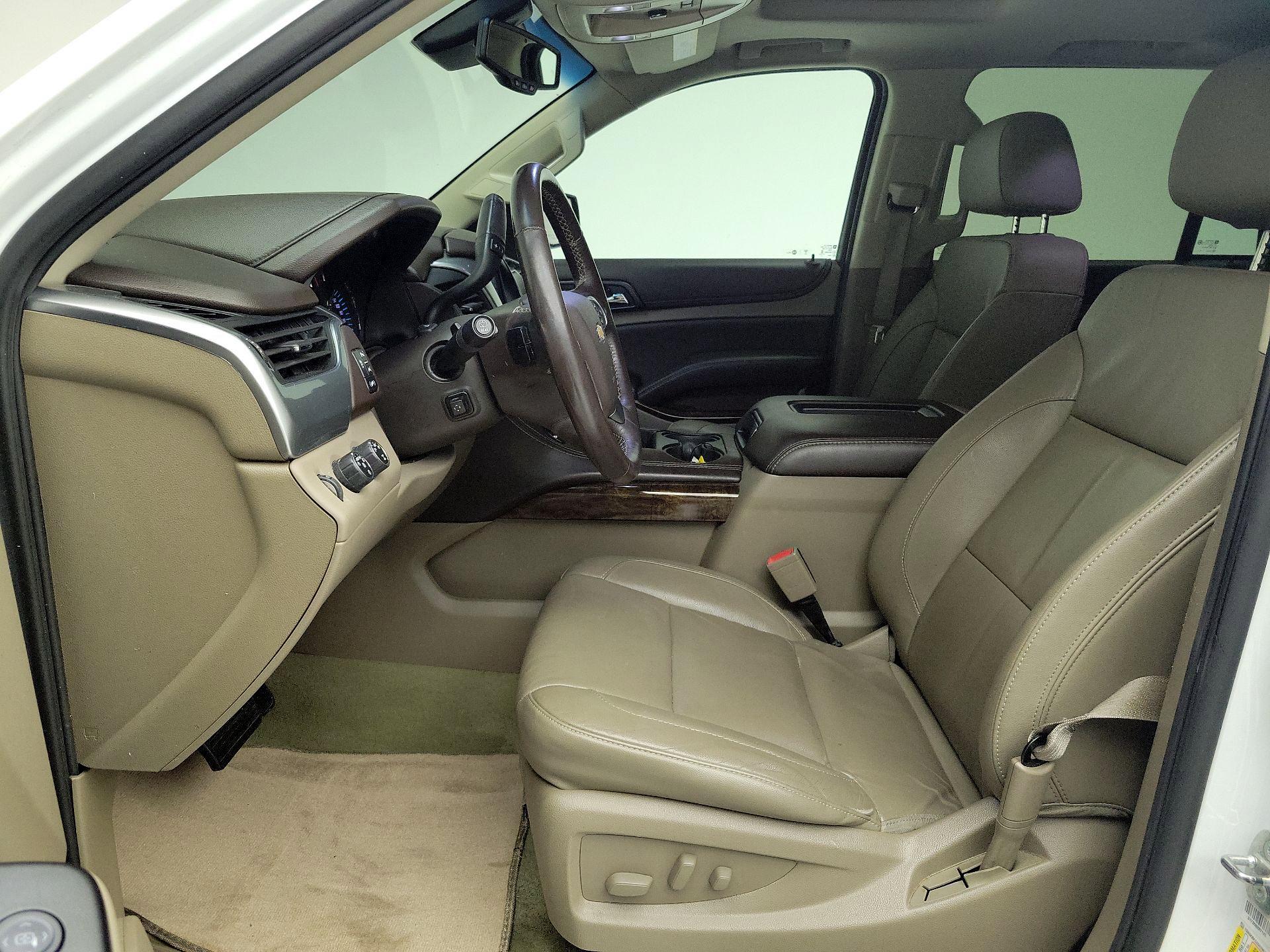 Thumbnail: 2016 Chevrolet Tahoe - 11